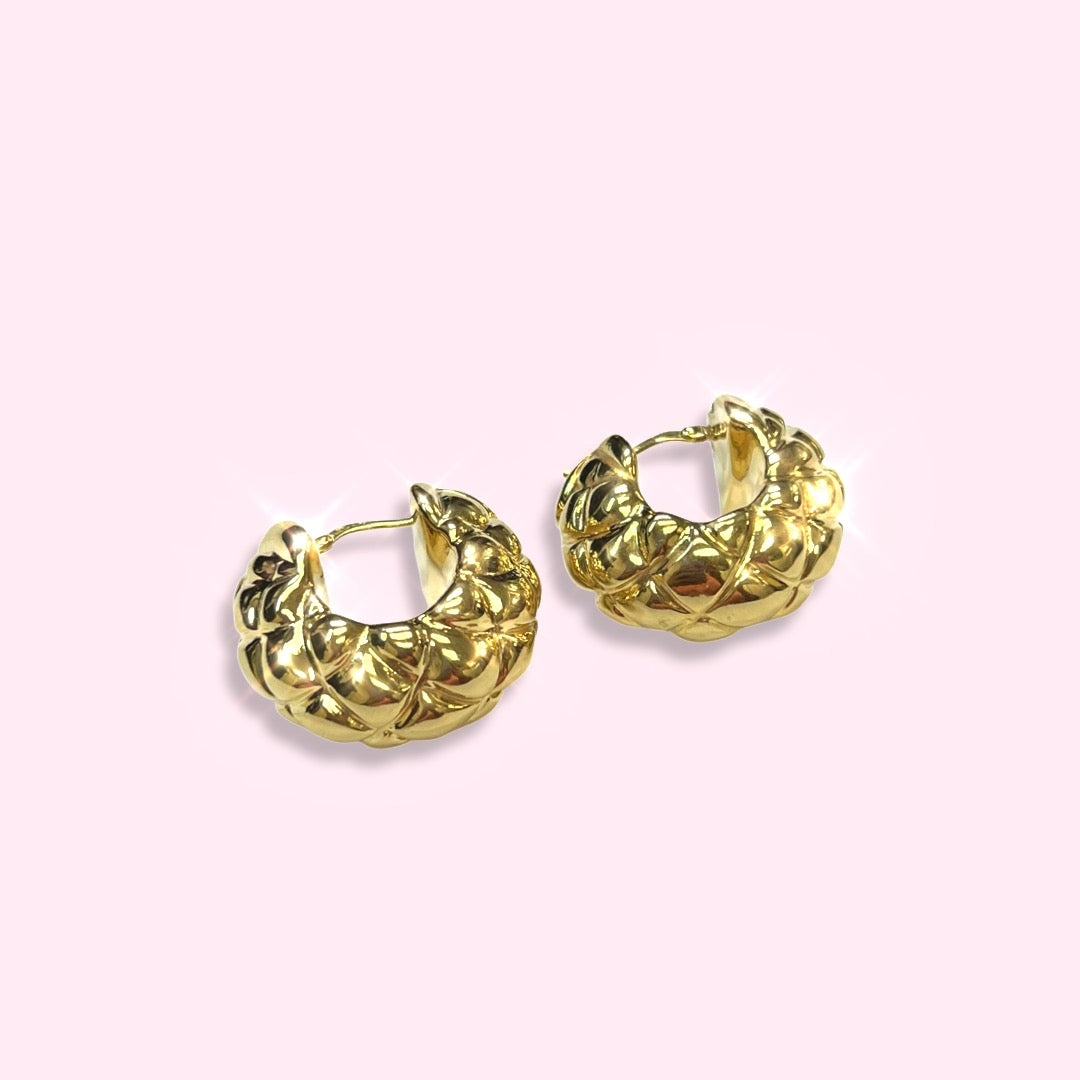 10K Yellow Gold 1-1/8" Quilted Hoop Earrings