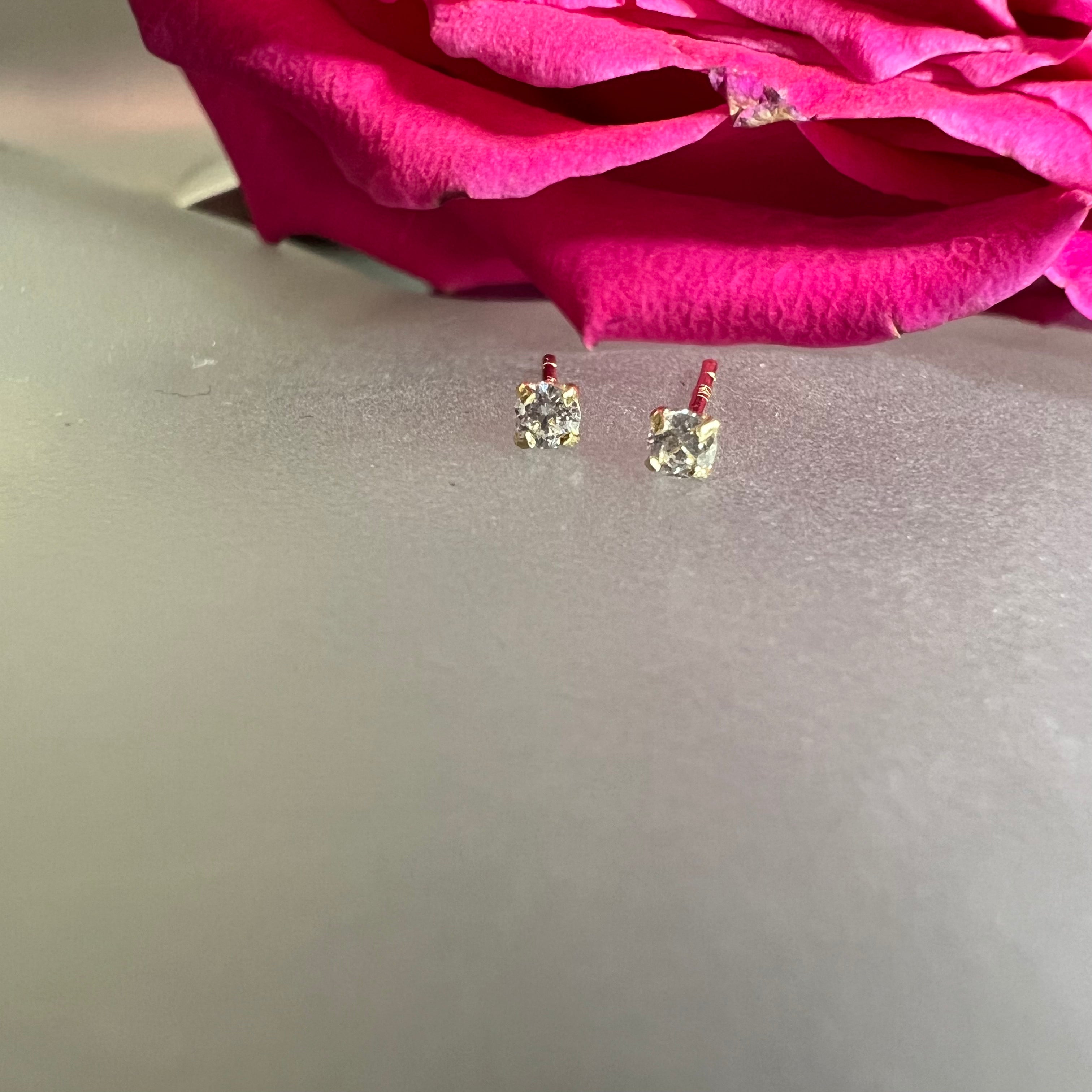 0.05ctw 14K Yellow Gold Diamond Baby Stud Earrings