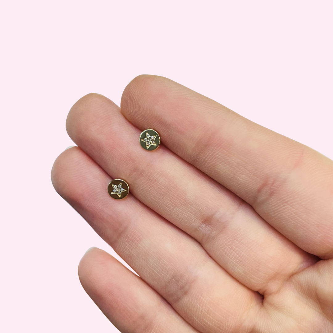 14K Yellow Gold Diamond Pave Star Stud Earrings