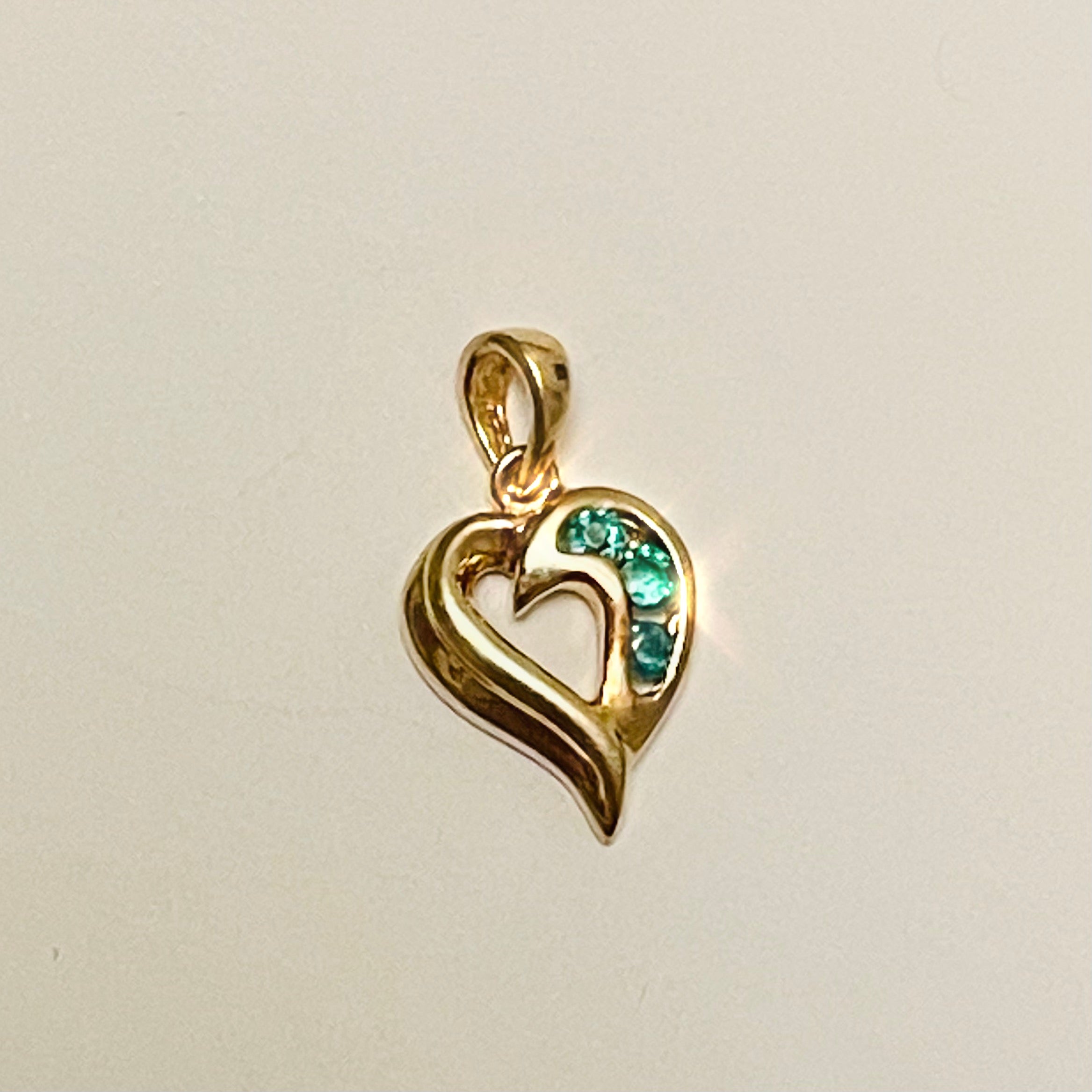 14K Yellow Natural Emerald Heart Charm Pendant