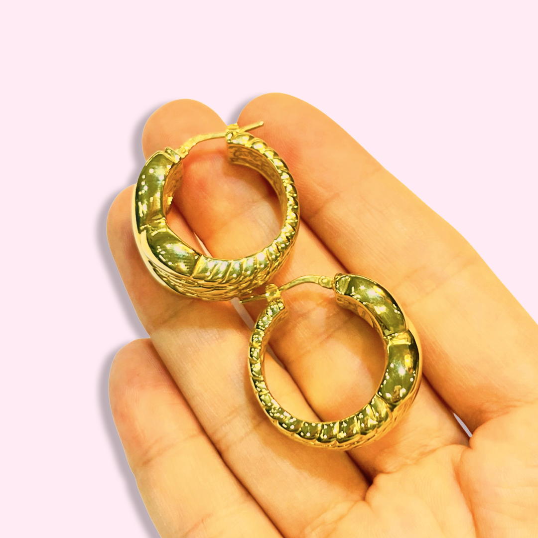 Puffy 10K Yellow Gold Vintage X Design 1" 14mm Hoop Earrings