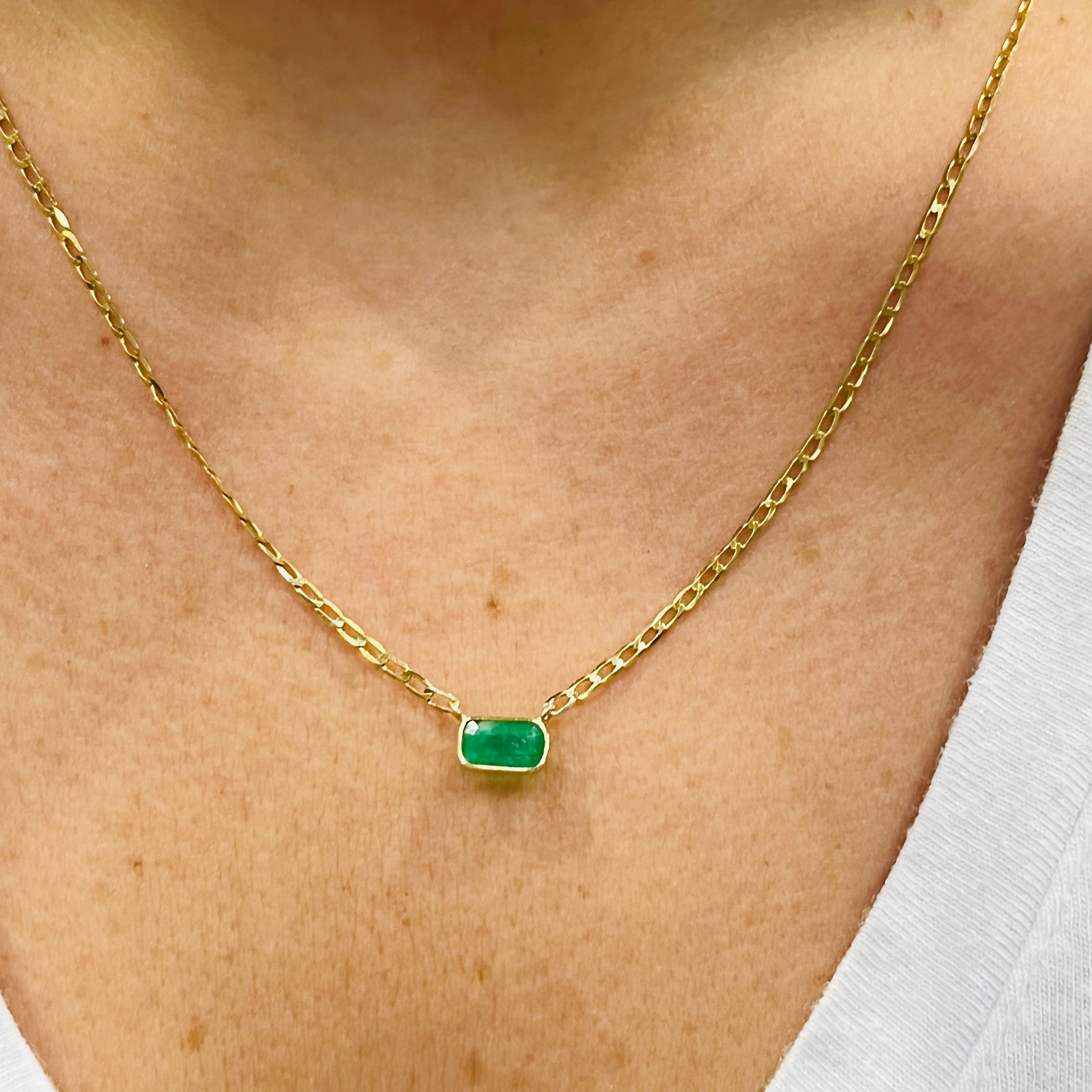14K Yellow Gold Solitaire Rectangular Natural Emerald Necklace, 18"