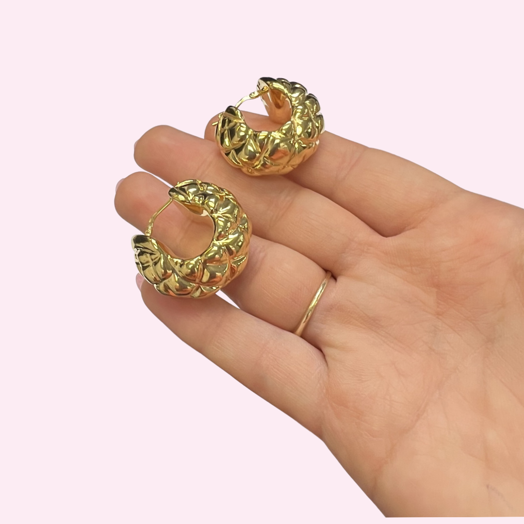 10K Yellow Gold 1-1/8" Quilted Hoop Earrings