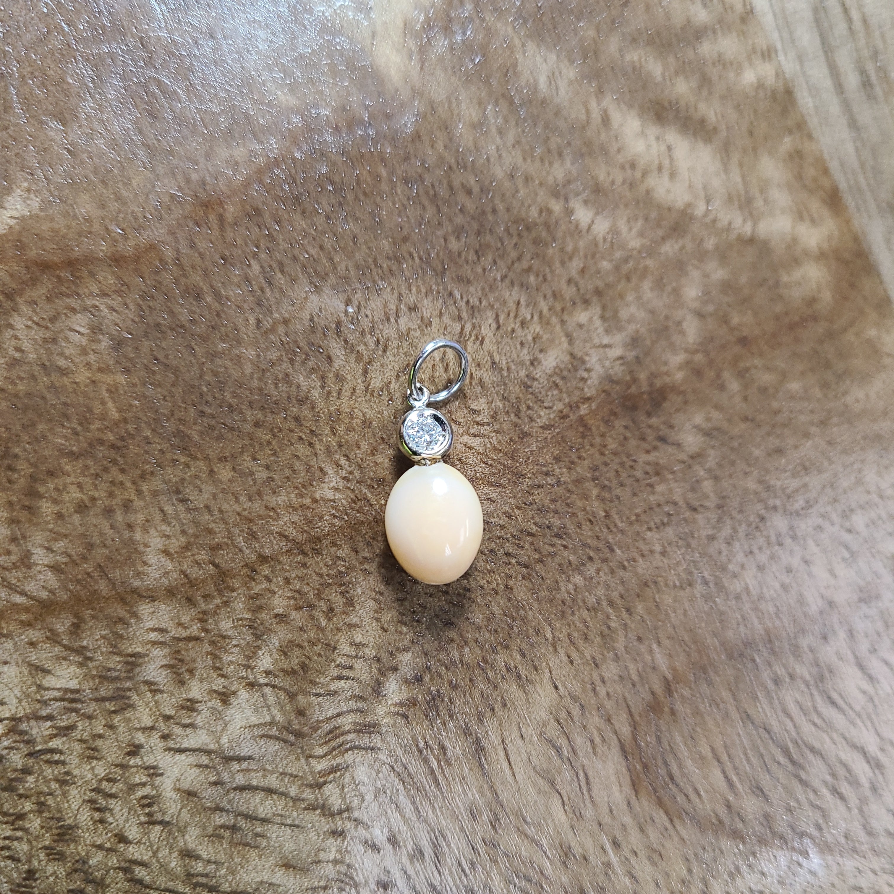 14K White Gold Creamy Light Brown Natural Conch Pearl with Old Mine Cut Diamond Pendant Charm