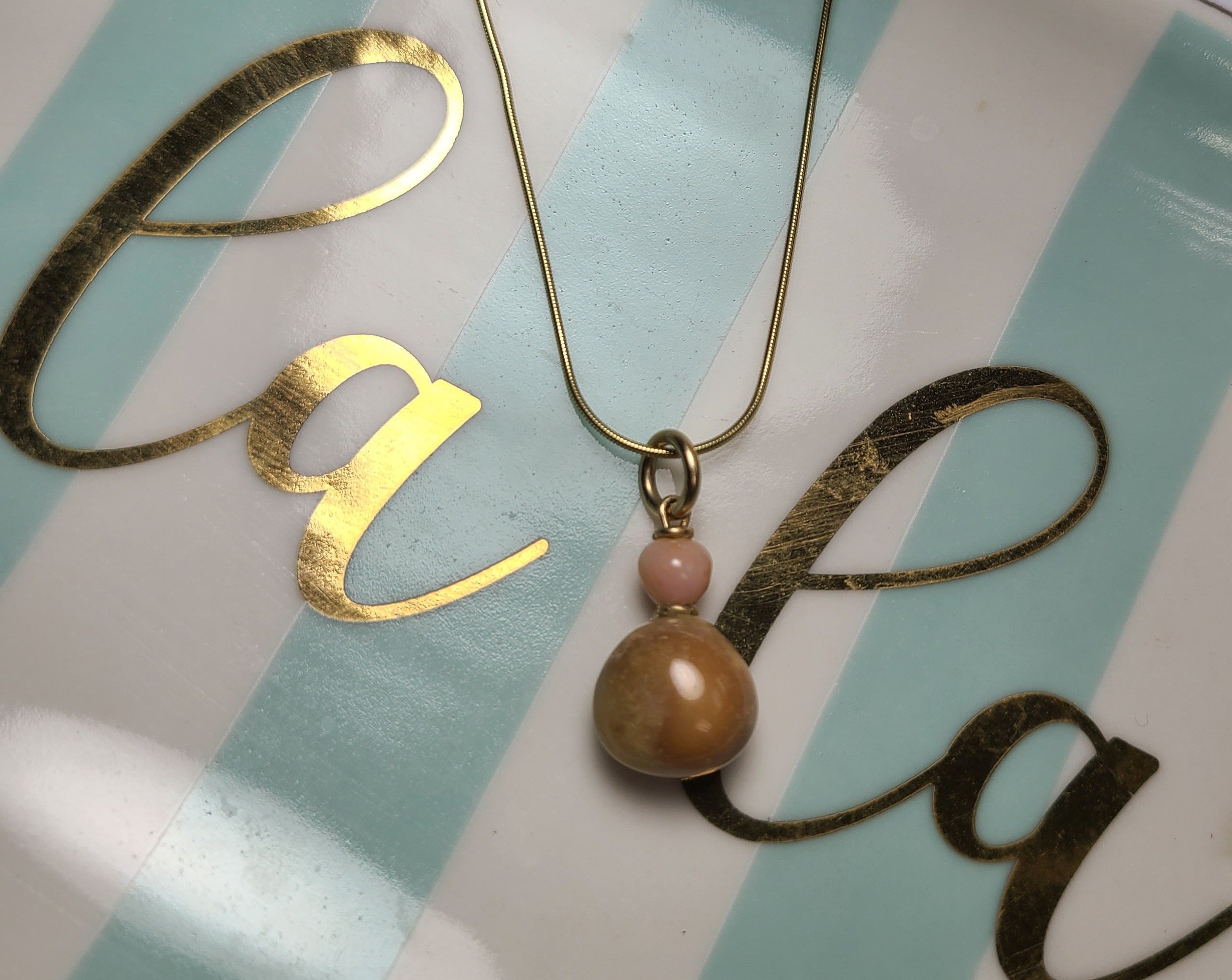 14K Yellow Gold Gorgeous Pink Brown Conch Pearl Pendant Charm
