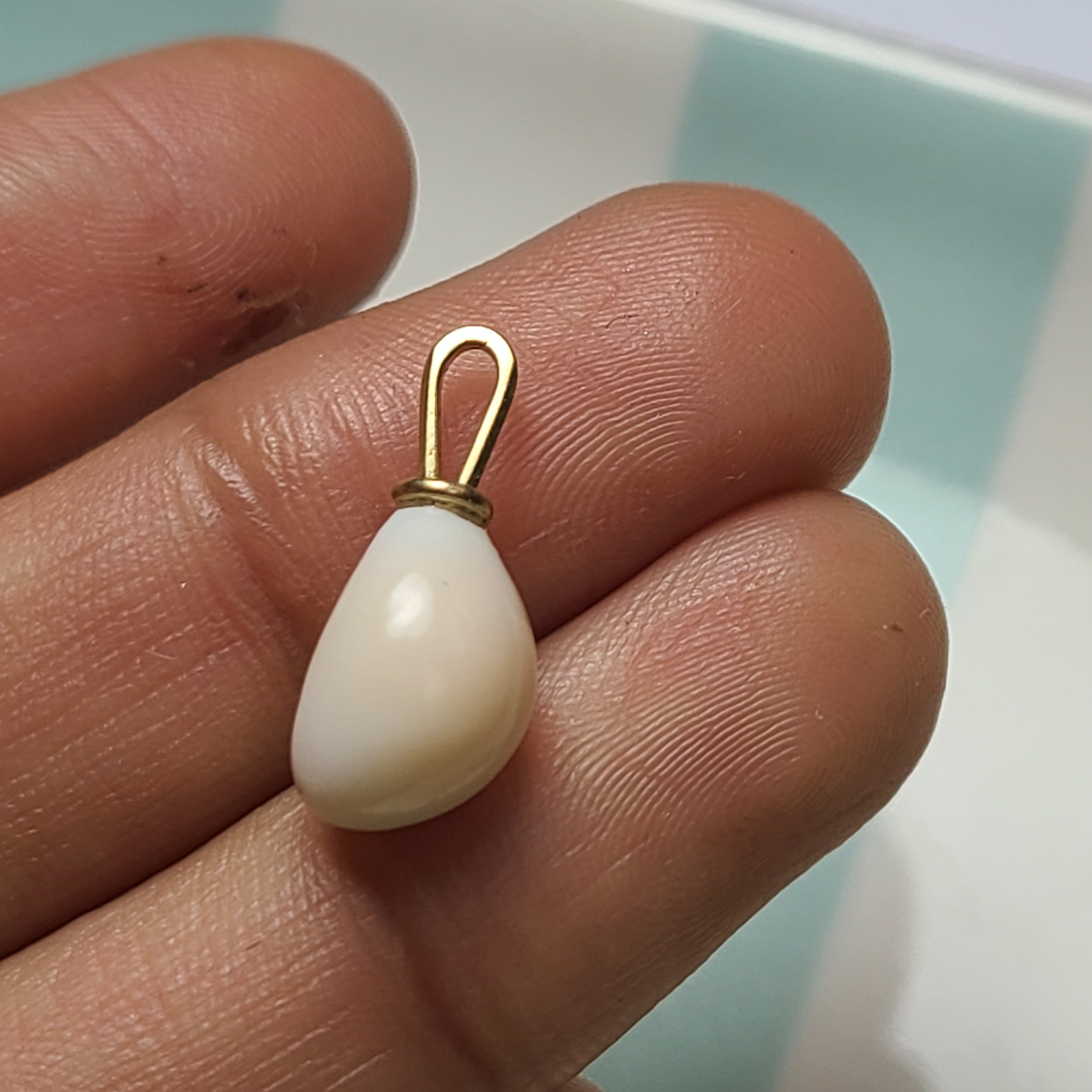 14K Yellow Gold Unique Pearl Conch Pendant Charm