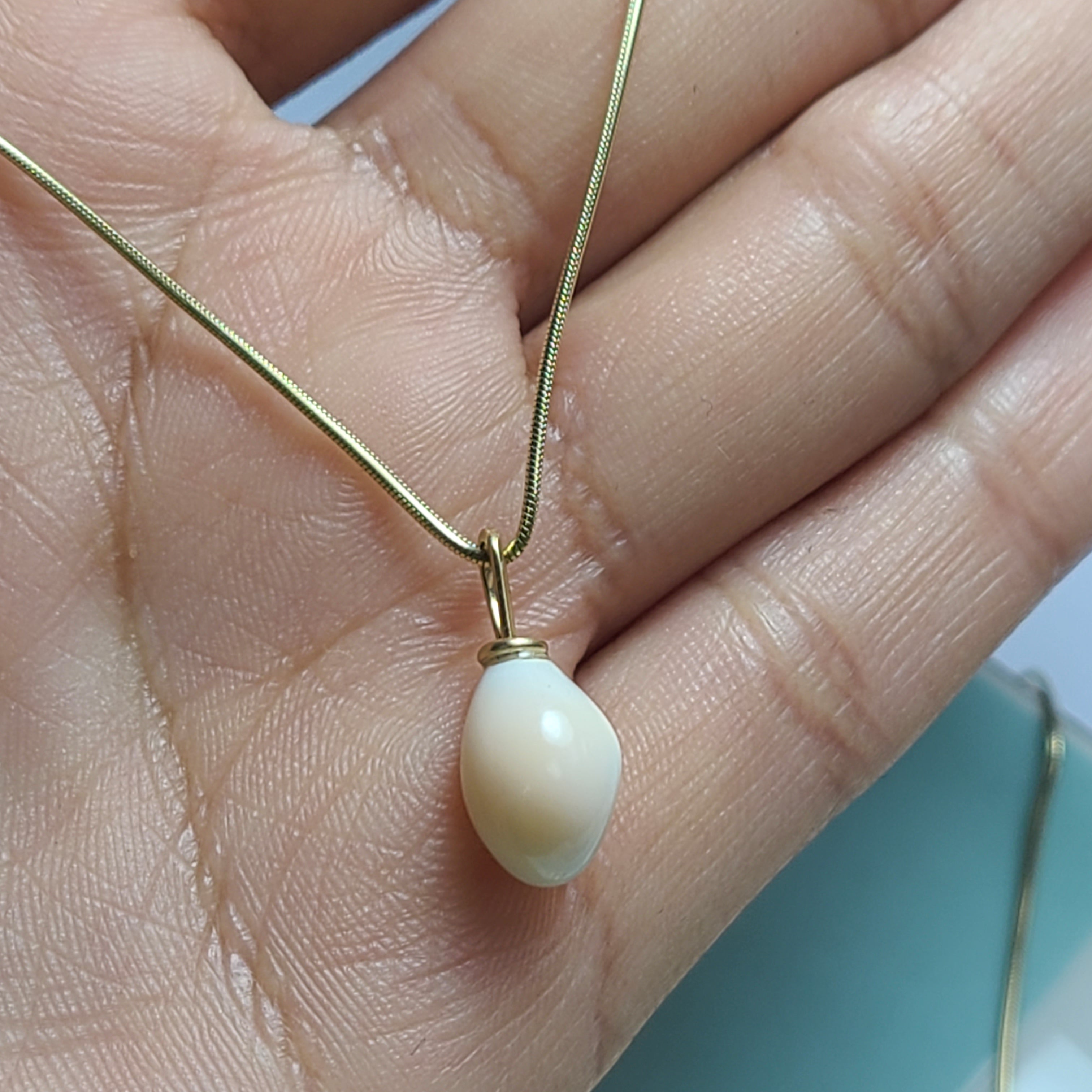 14K Yellow Gold Unique Pearl Conch Pendant Charm