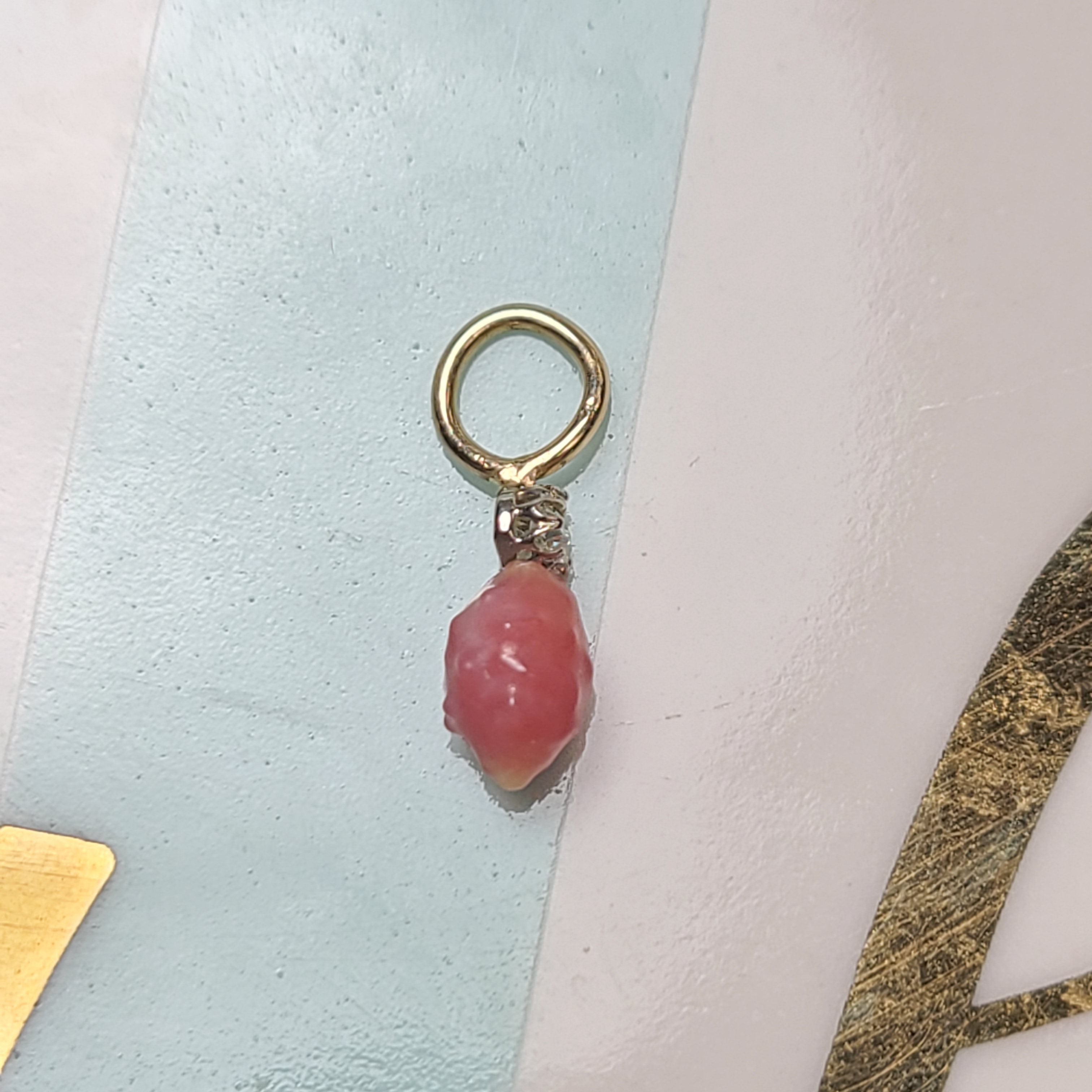 14K Yellow Gold Pink Conch Pearl with Old Mine Cute Diamond Pendant Charm
