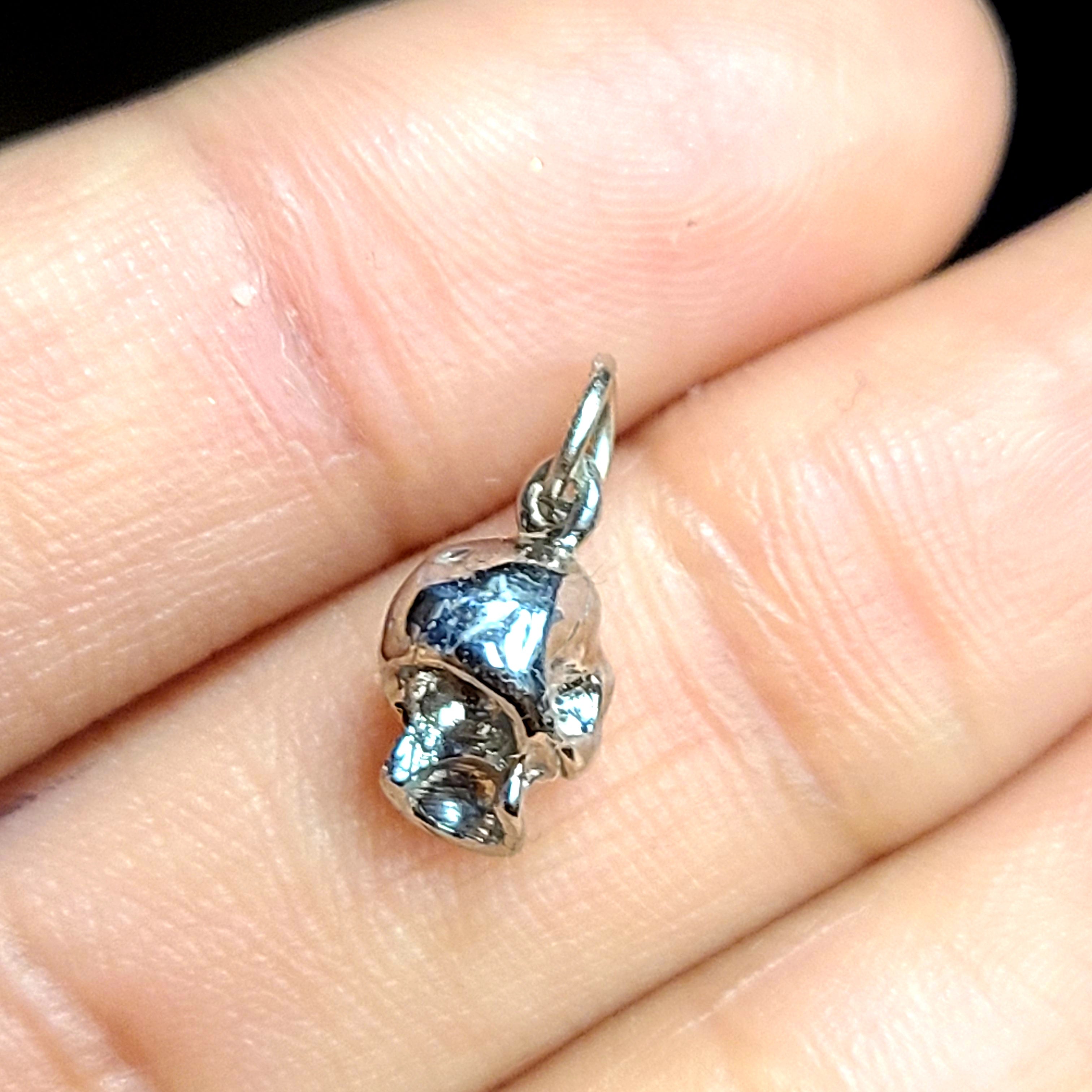 Stunning! 14K White Gold Skull with 0.05CT Diamond Eyes Pendant Charm