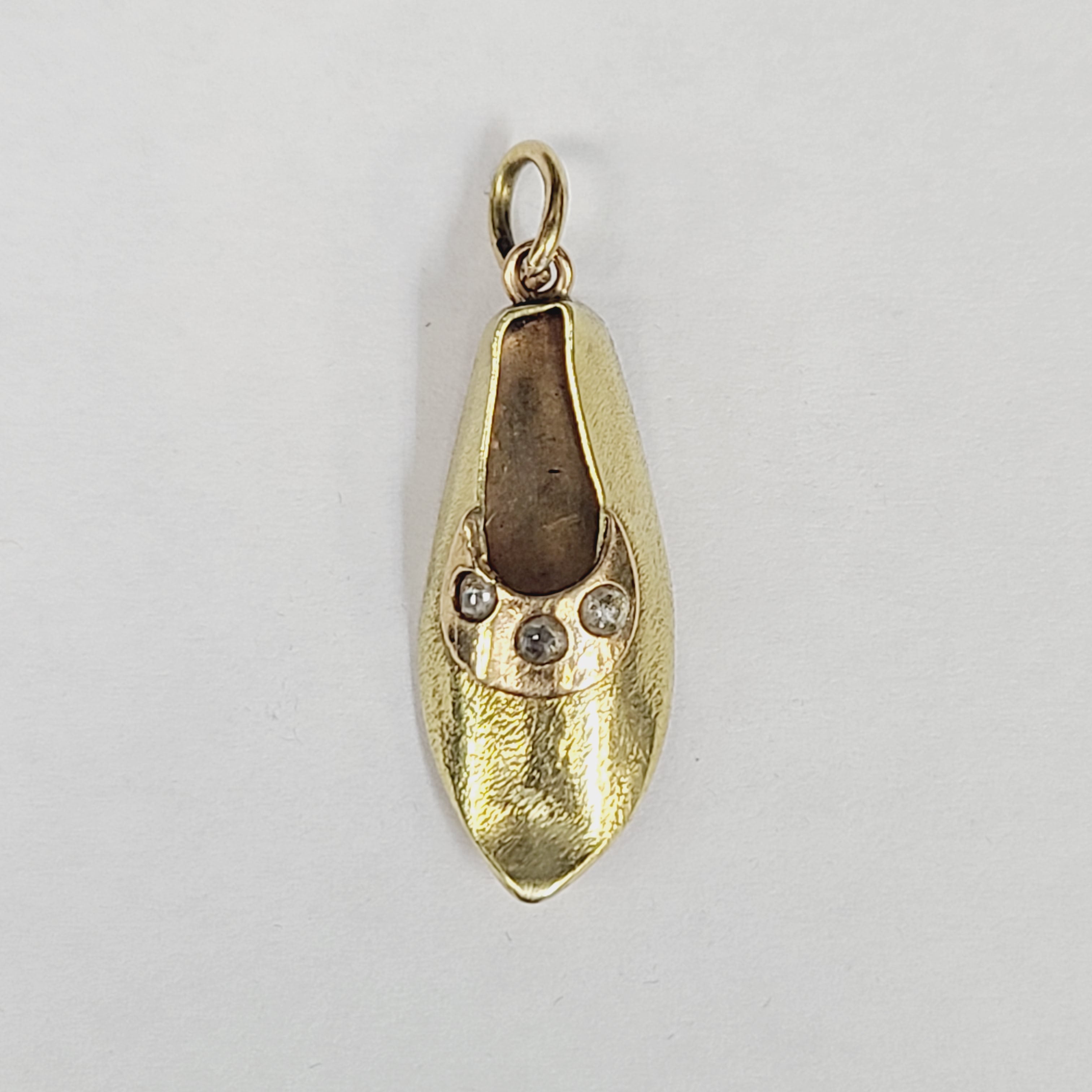18K Yellow Gold and Rose Cut Diamond Aladdin Shoe Charm