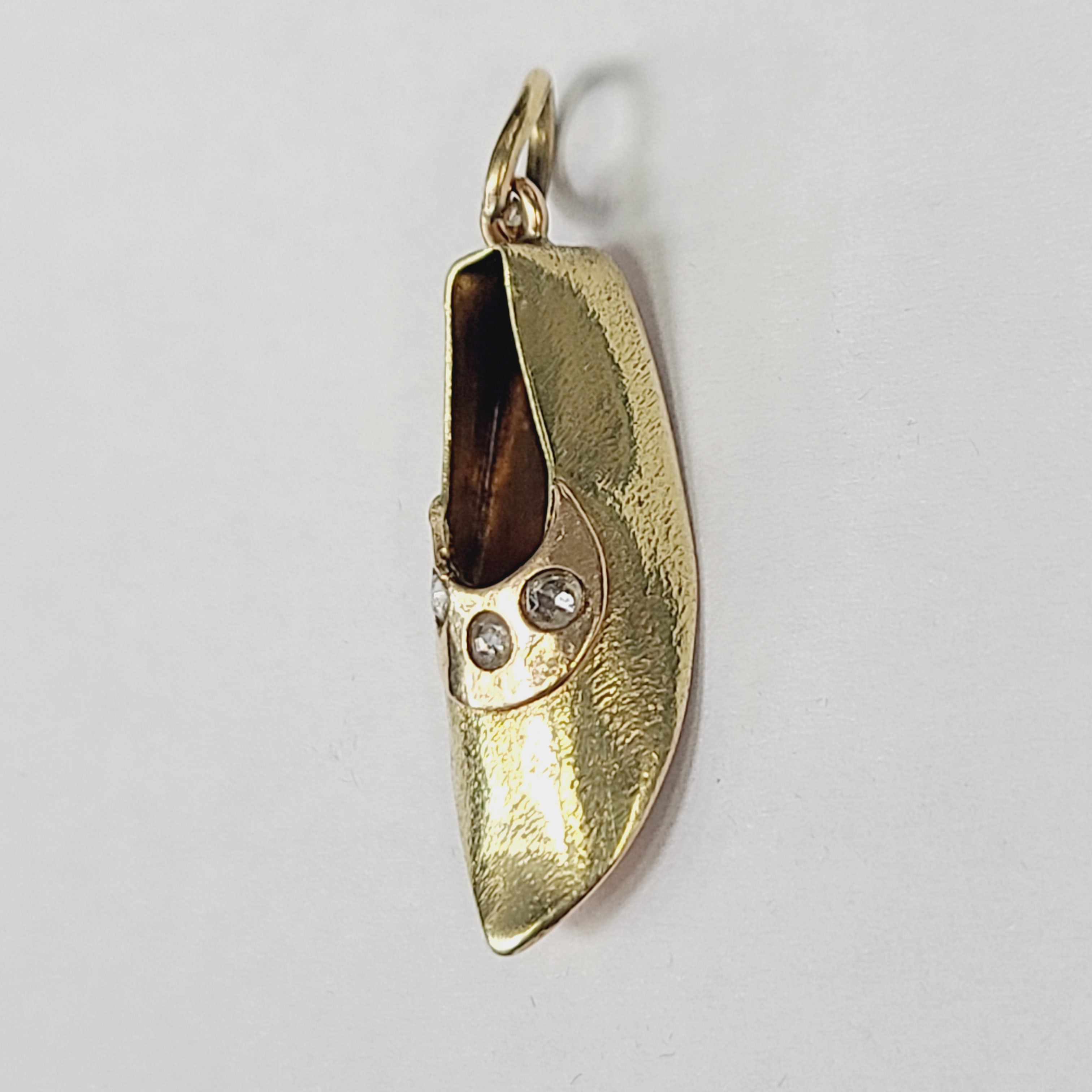 18K Yellow Gold and Rose Cut Diamond Aladdin Shoe Charm