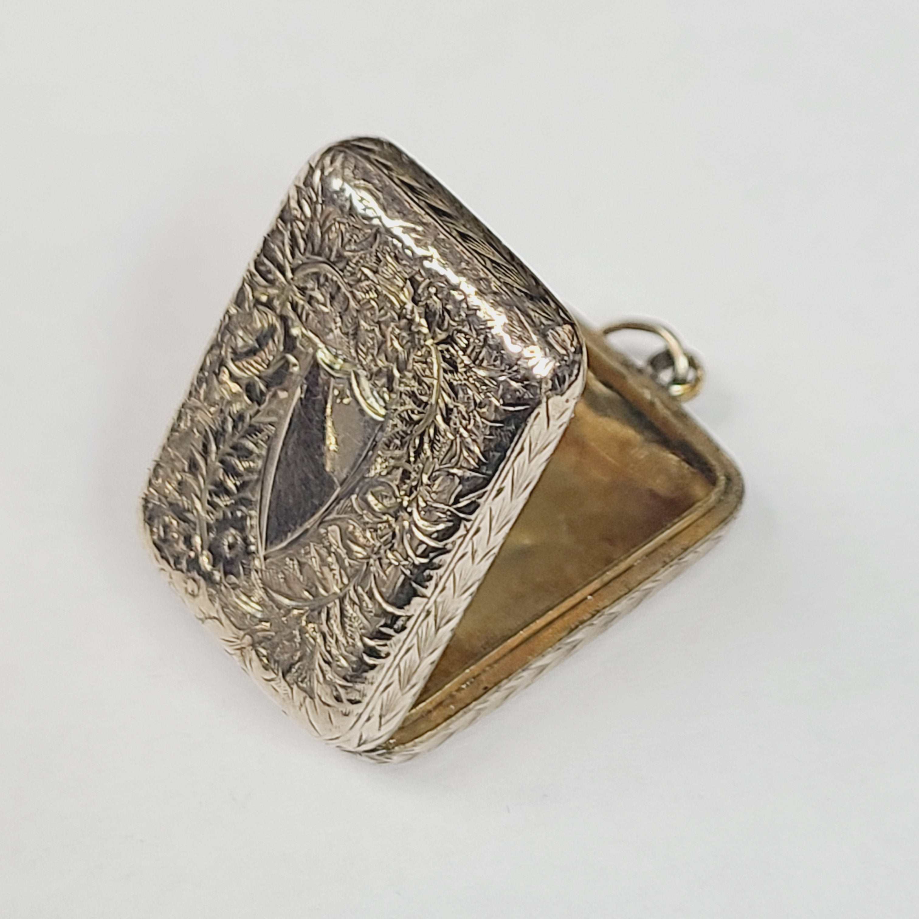 9ct Rose Gold Engraved Locket Container Charm
