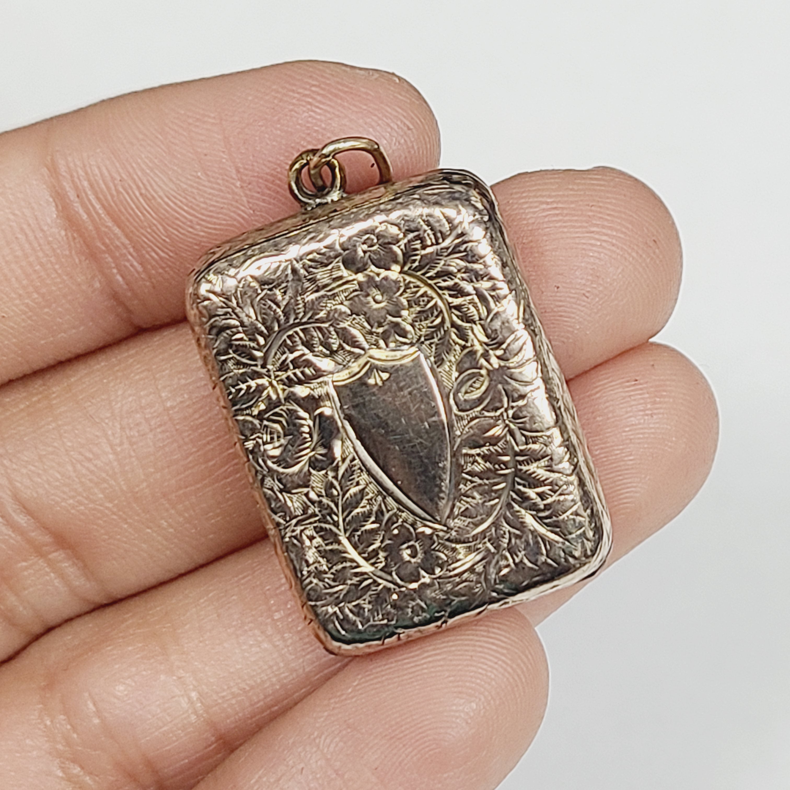 9ct Rose Gold Engraved Locket Container Charm