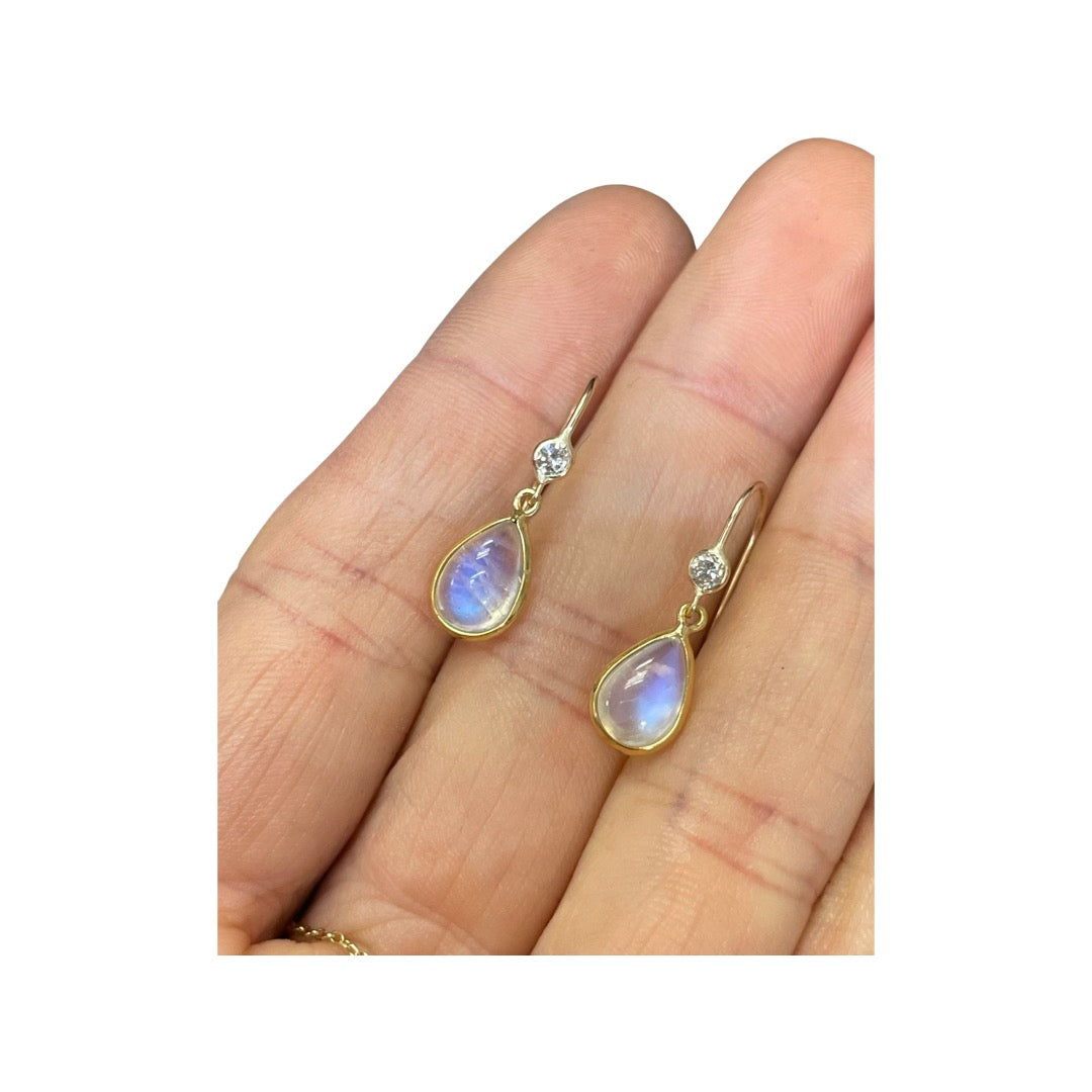 14K Yellow Gold Moonstone & Diamond Dangling Earring .85"