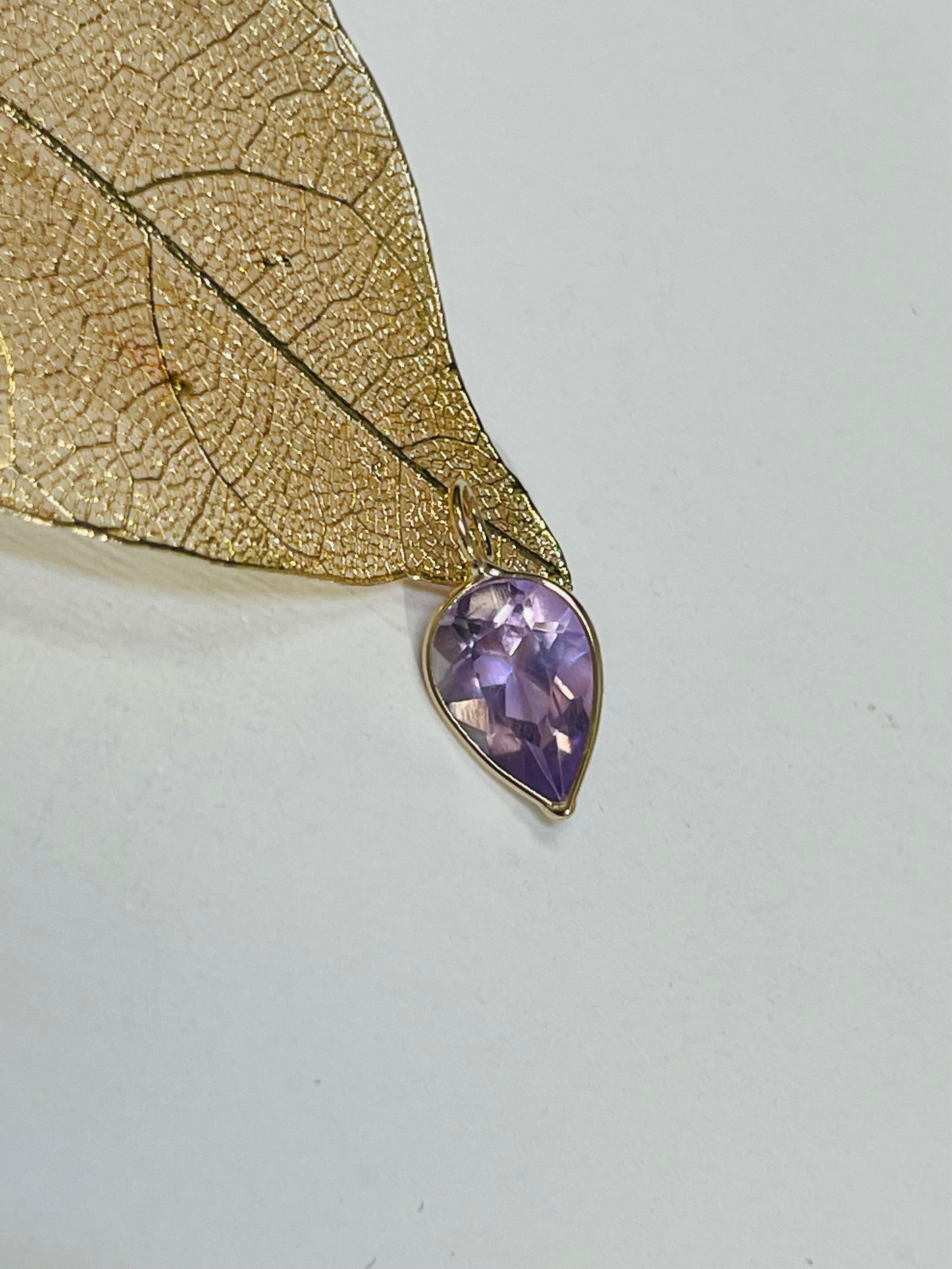 1.7CT Lavendar Amethyst Pear 14K Yellow Gold Pendant Charm 15x8mm