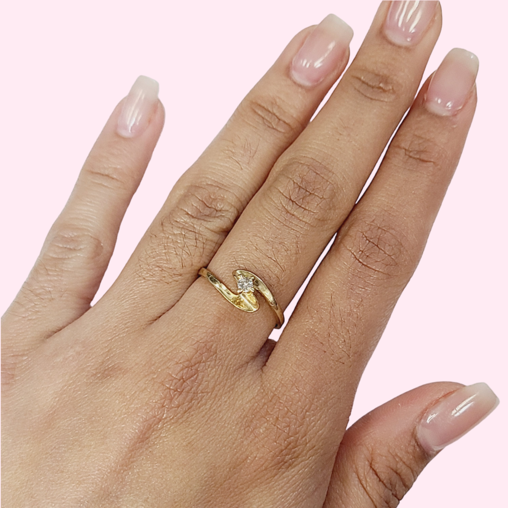 Solid 10K Yellow Gold Diamond Curved Ring Size 6.5