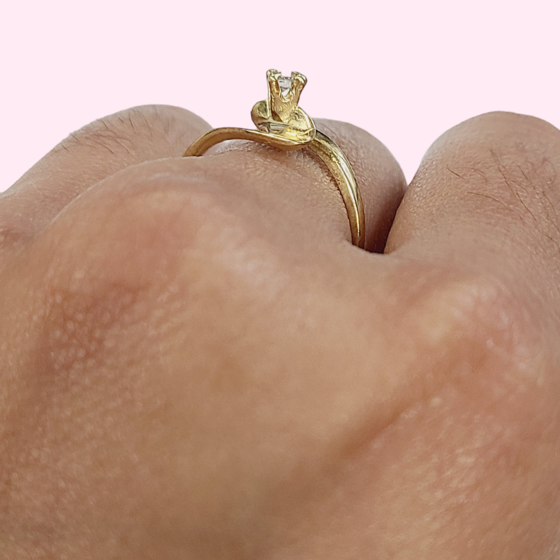 Solid 10K Yellow Gold Diamond Curved Ring Size 6.5