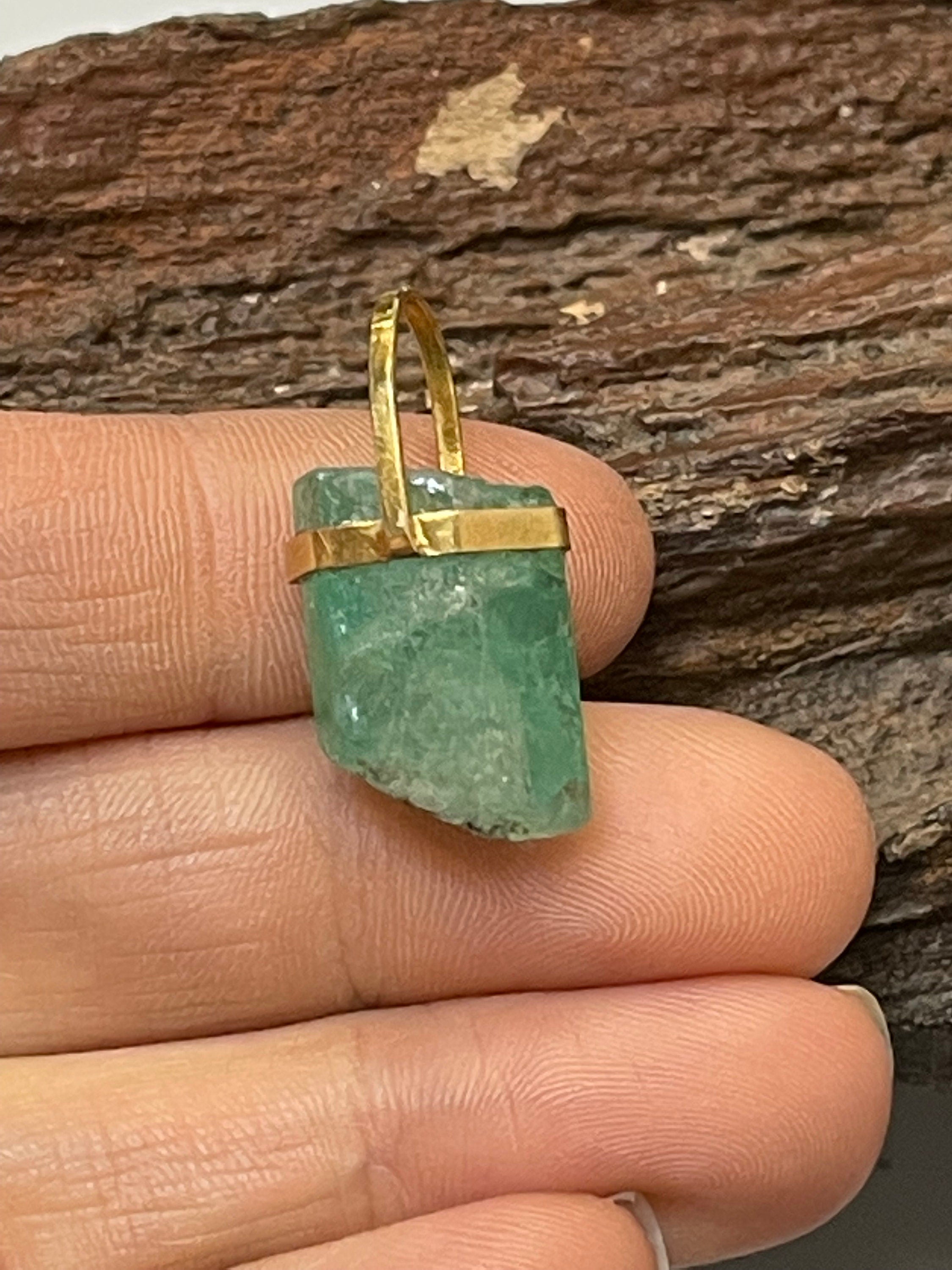 14K Yellow Gold Rough Emerald Pendant 1 x .50"