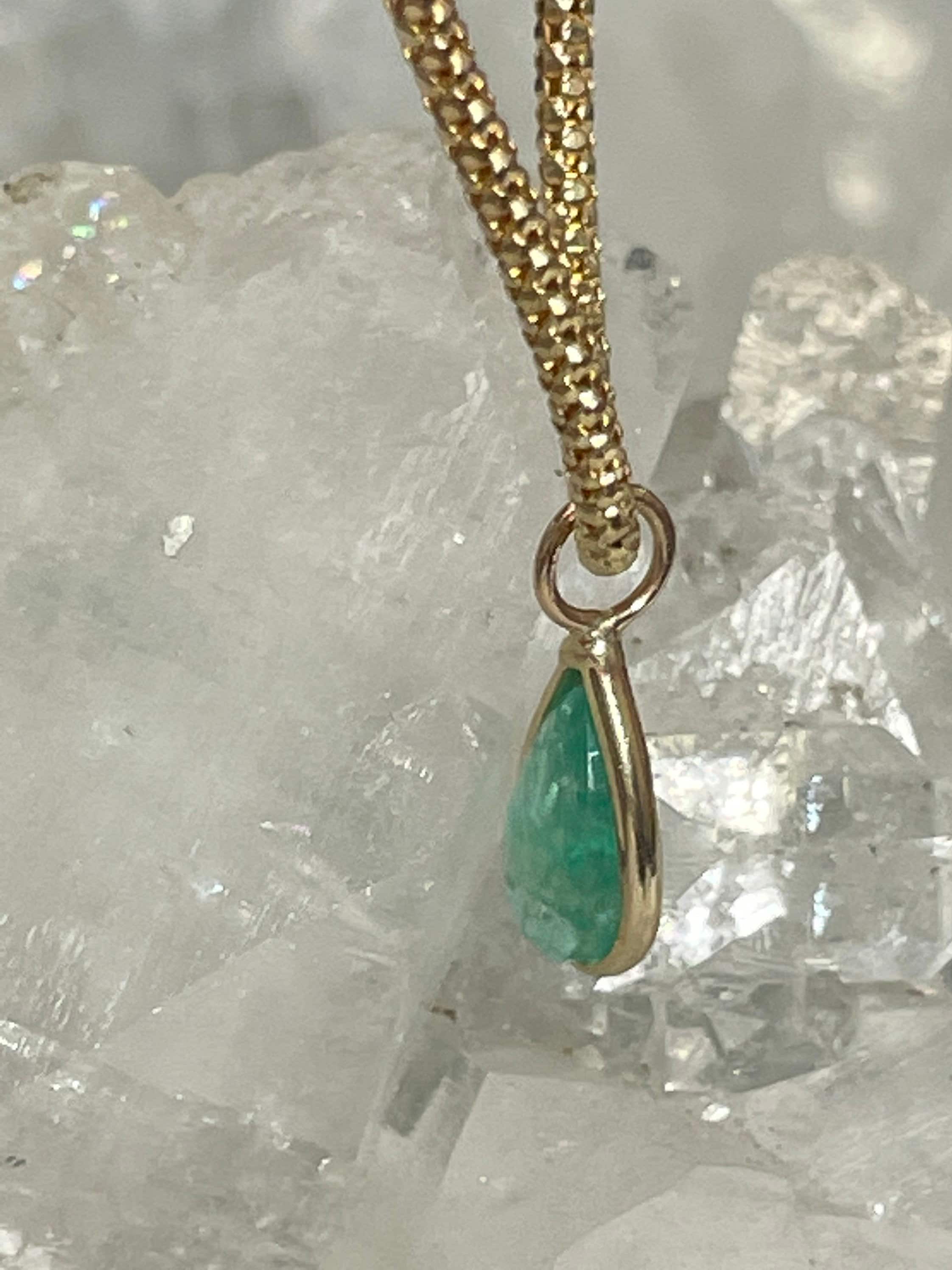 Shimmering! 1.1CT Natural Colombian Emerald 14K Yellow Gold Bezeled Charm Pendant OOAK 15X5mm