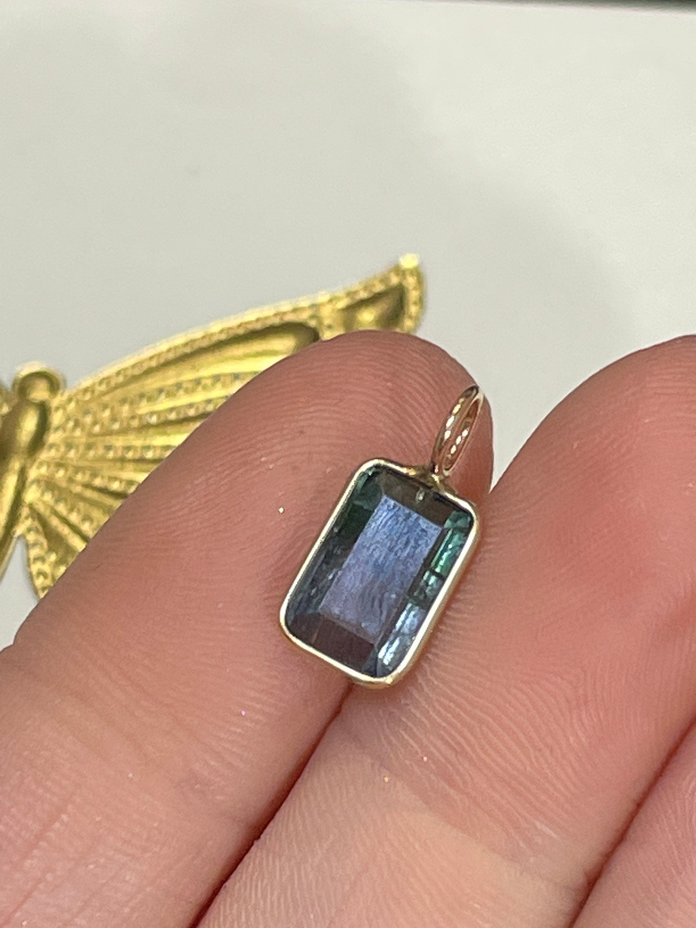 Fine 1.7CT Natural Vivid Green Purple BiColor Tourmaline in Solid 14K Yellow Gold Pendant Charm 15x10mm