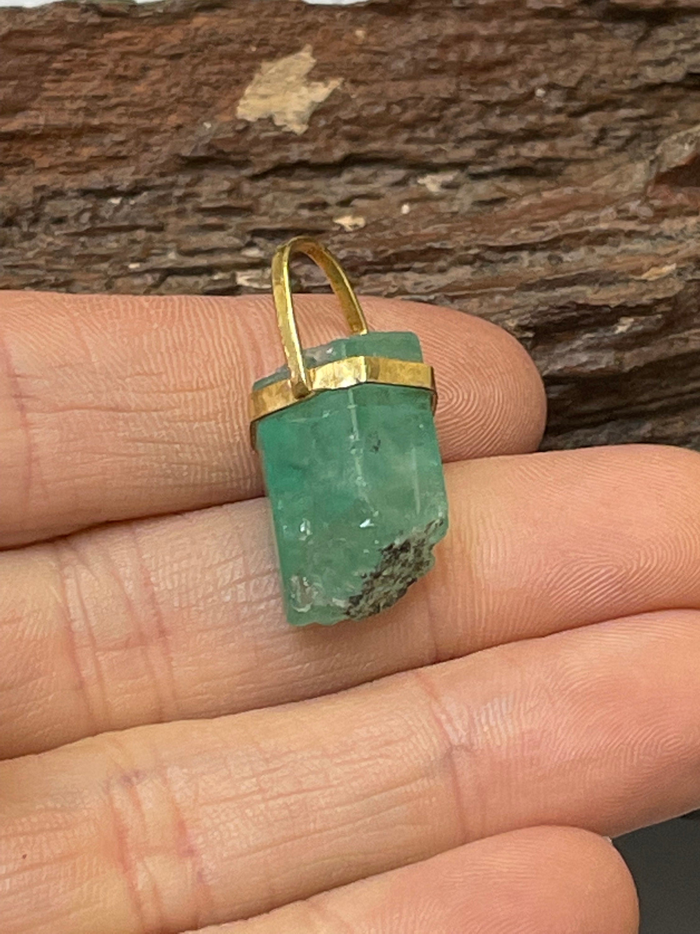 14K Yellow Gold Rough Emerald Pendant 1 x .50"