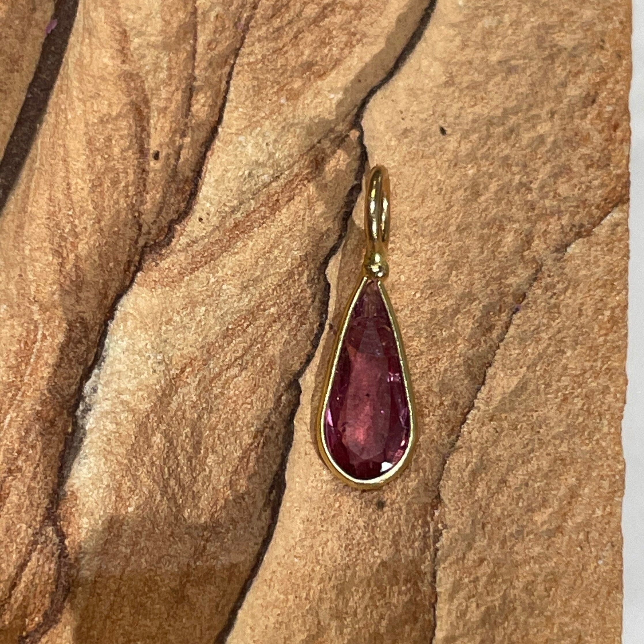 1CT Natural Fuscia Pink Tourmaline Pear Shape in Solid 14K Yellow Gold Pendant Charm 15x6mm