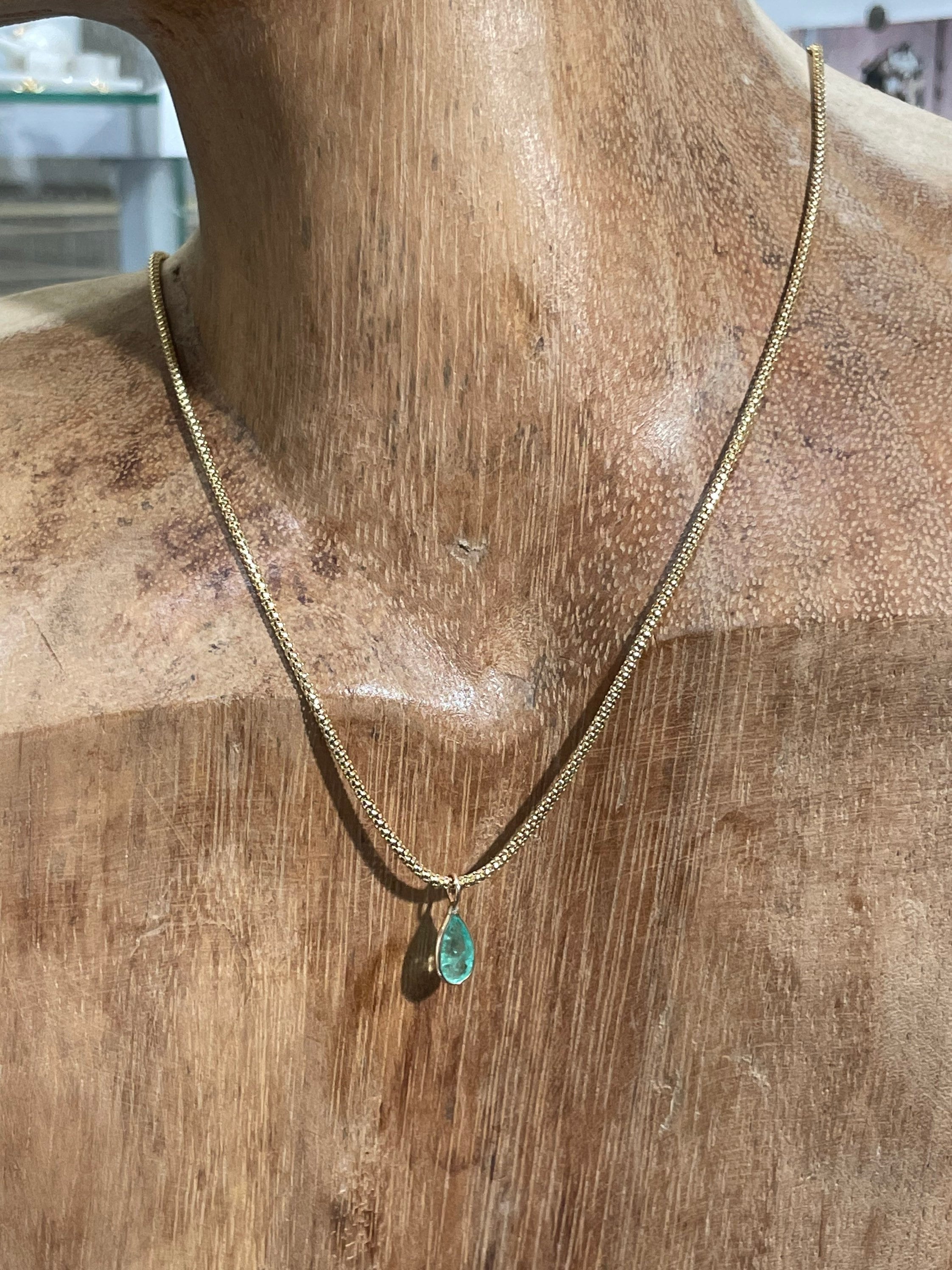 Shimmering! 1.1CT Natural Colombian Emerald 14K Yellow Gold Bezeled Charm Pendant OOAK 15X5mm