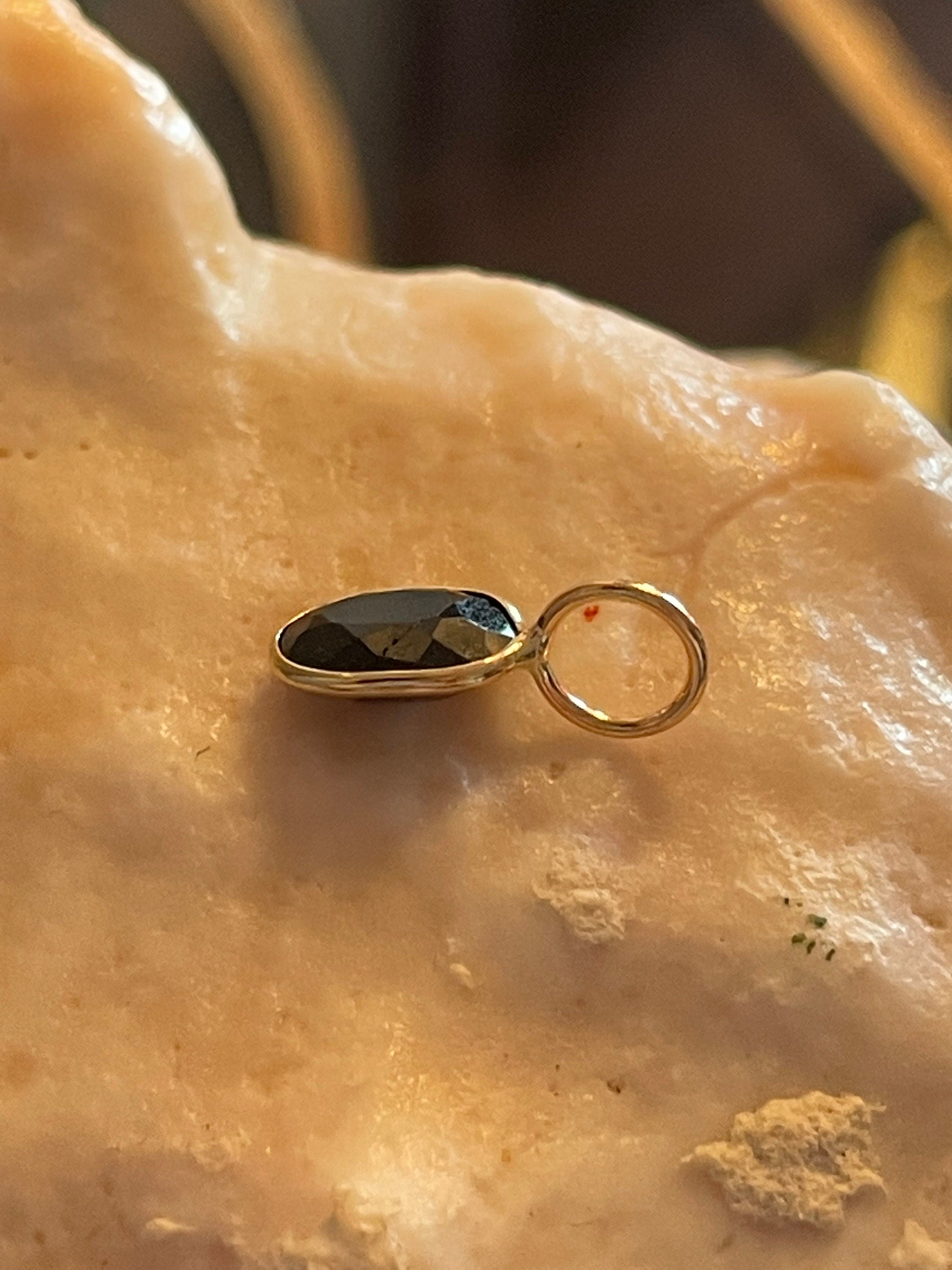 Natural Round Dark Blue Sapphire 1CT  14K Yellow Gold Bezeled Charm Pendant for Necklace 14x6mm