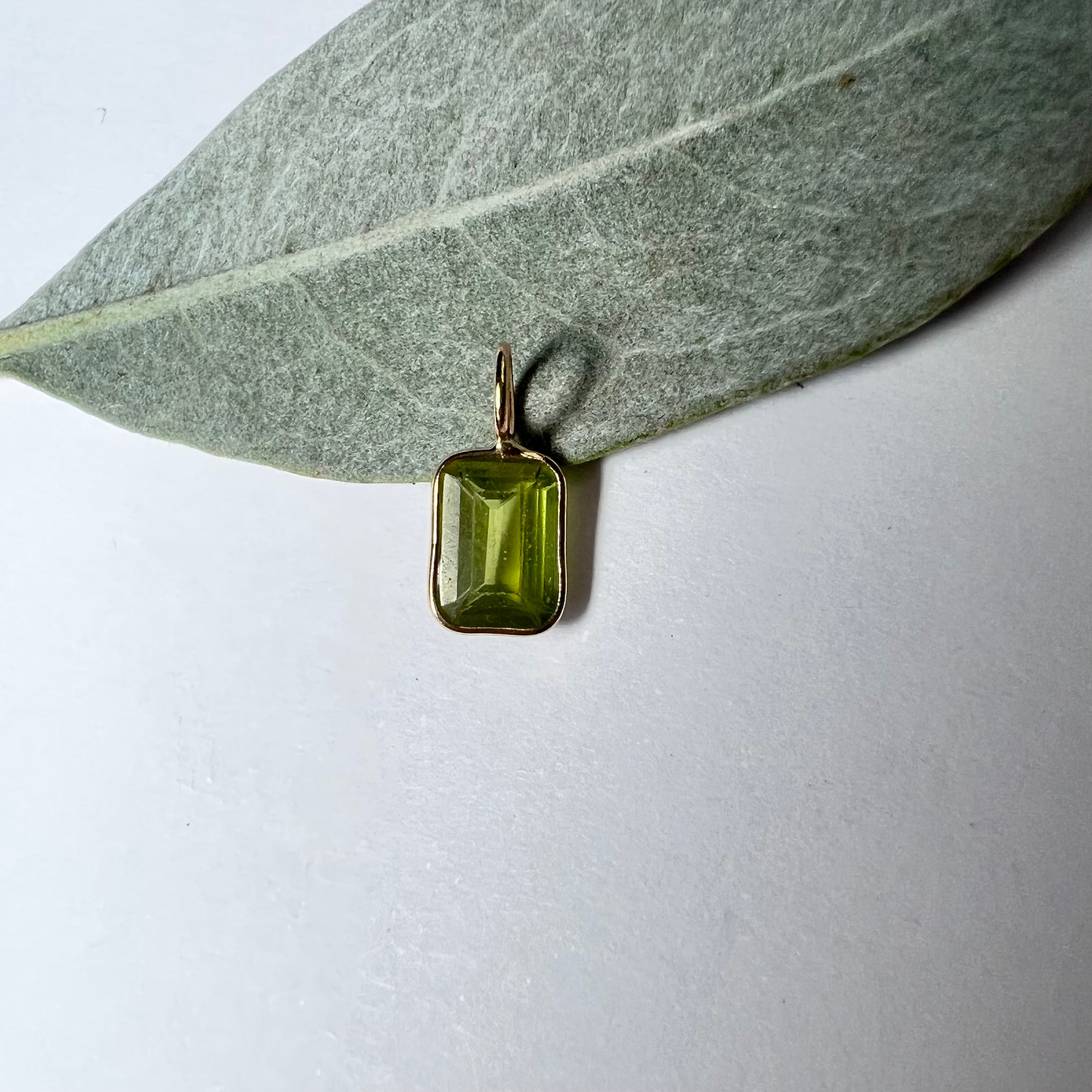 Natural Neon Green Peridot 14K Yellow Gold Pendant Charm 12x6mm
