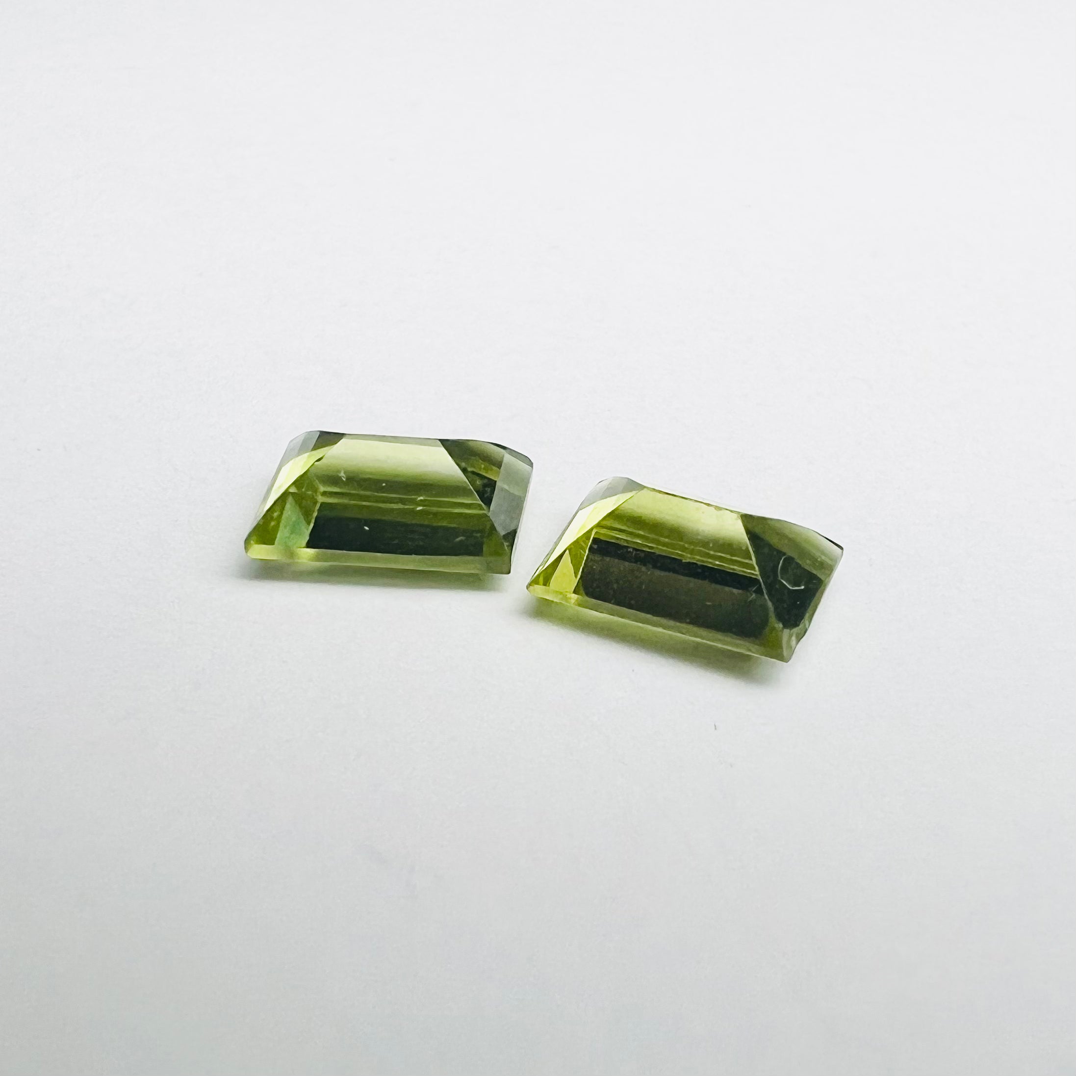 1.50CTW Pair of Loose Natural Baguette Cut Peridot 6.18x4.25x2.95mm Earth mined