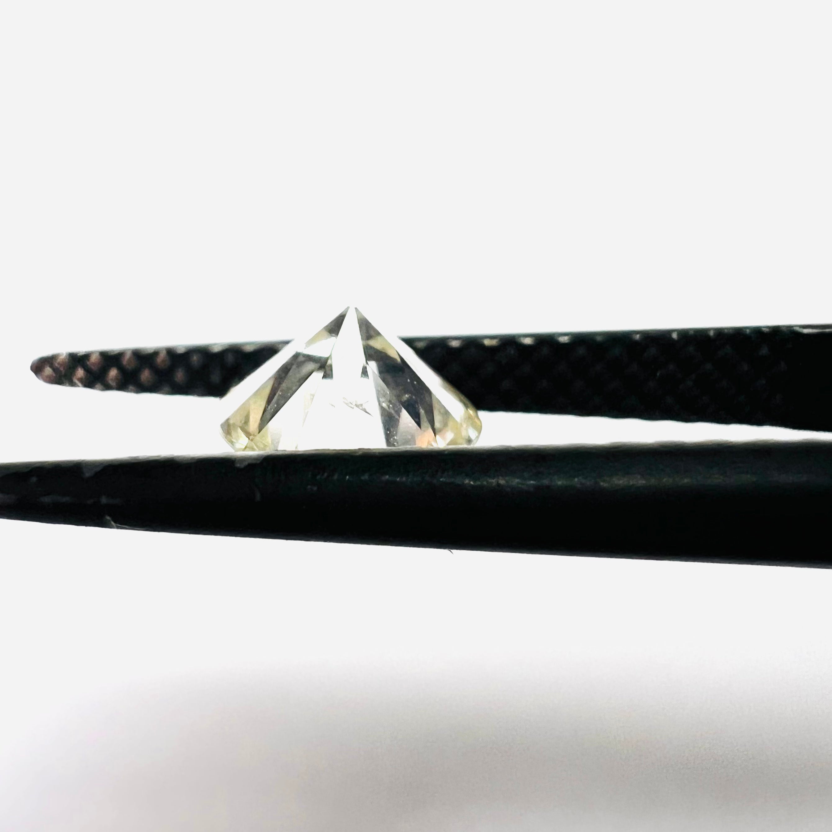 .63CT Circular Brilliant Diamond N I2 5.67x5.84x3.18mm Natural Earth mined