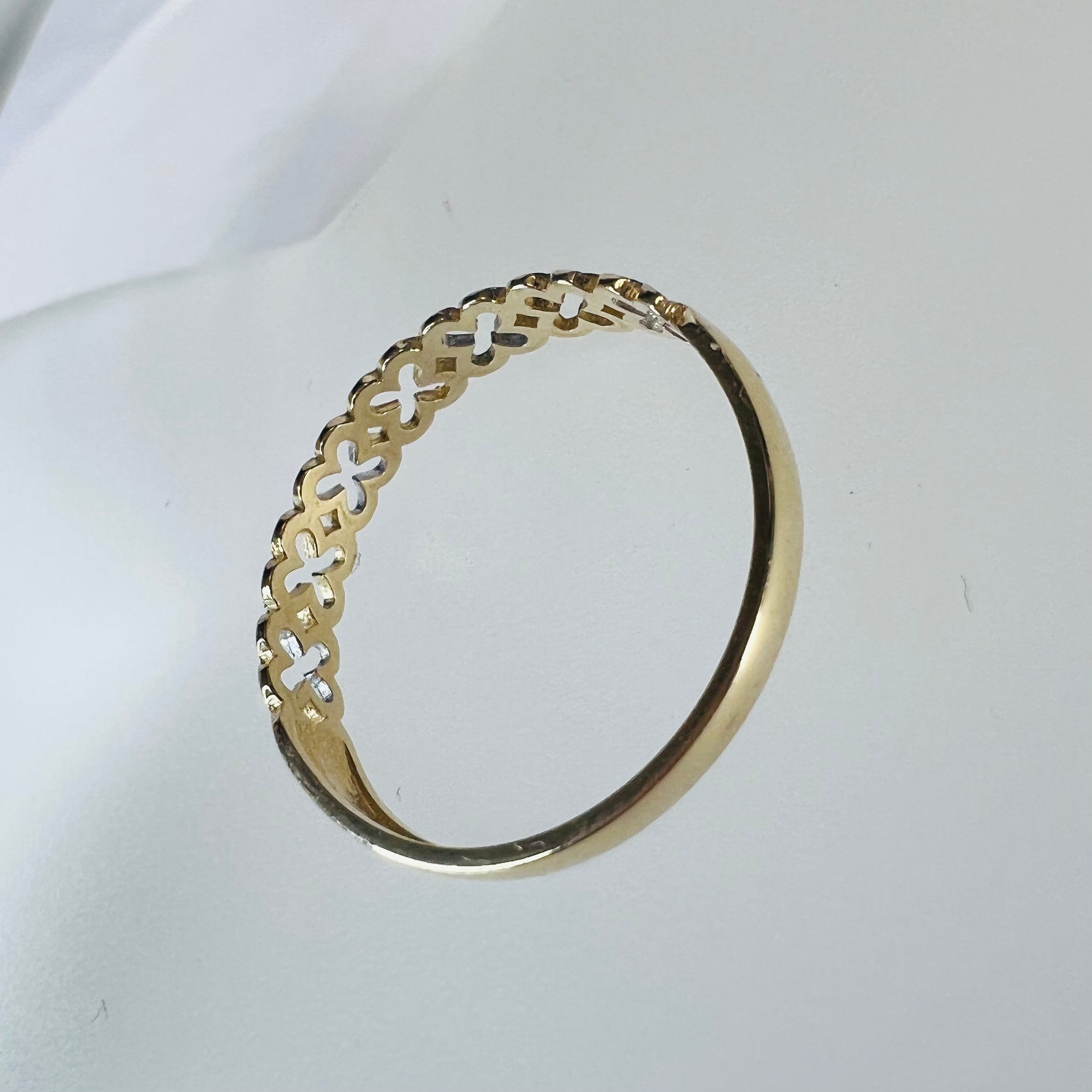 Solid 14K Yellow Gold, Two Tones Stackable Flower Ring Band Size 6.75