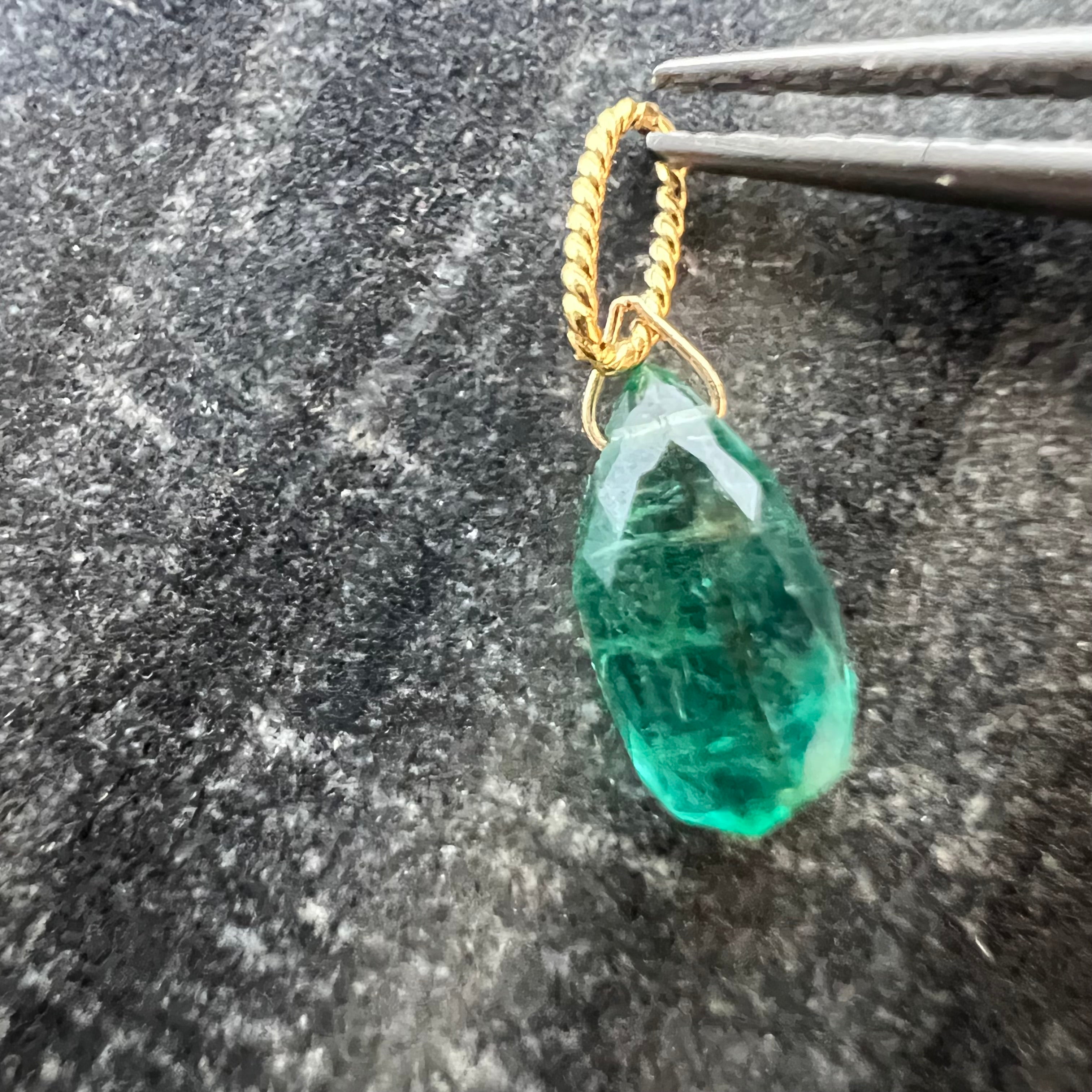 .75ct Solid 14K Yellow Gold Briolette Emerald Twisted bail Charm 8x3.85x3.17mm