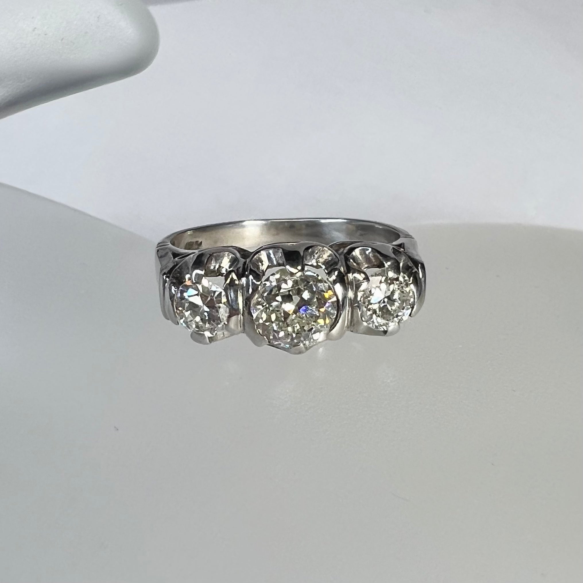 Antique 18K White Gold 3 Diamond Ring Size 6