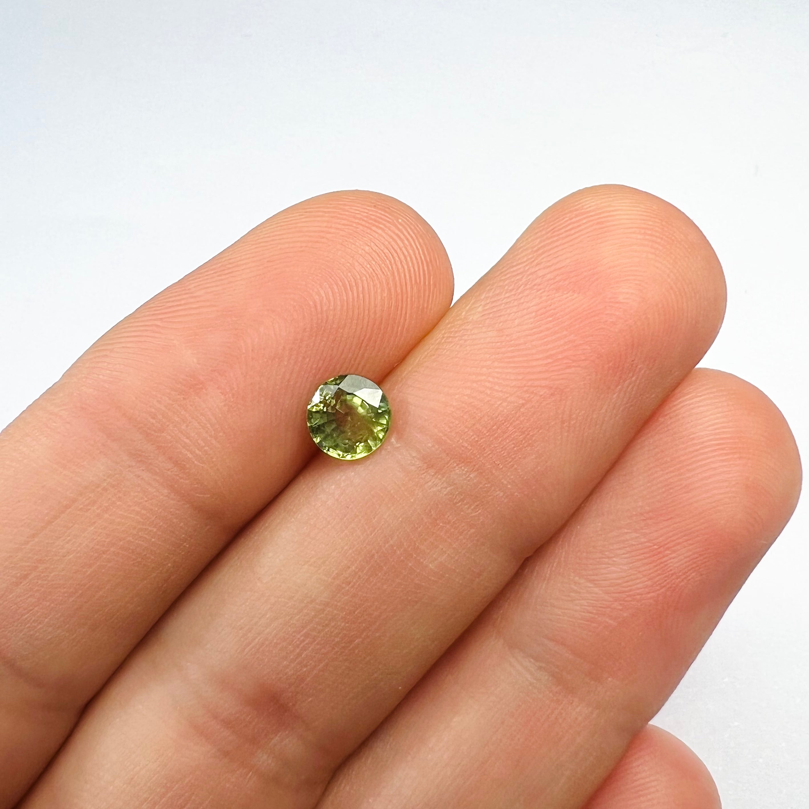 1CTW Loose Round Green Sapphire 5.53x3.98mm Earth mined Gemstone