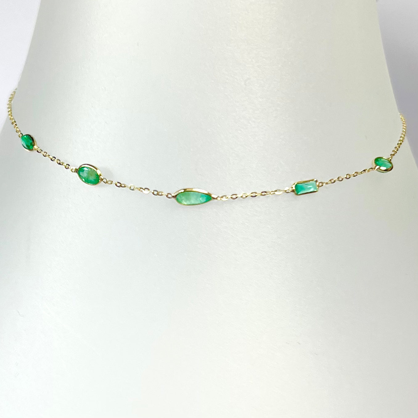 Stationed Emerald  19" 14K Yellow Gold Flat Cable Chain Necklace