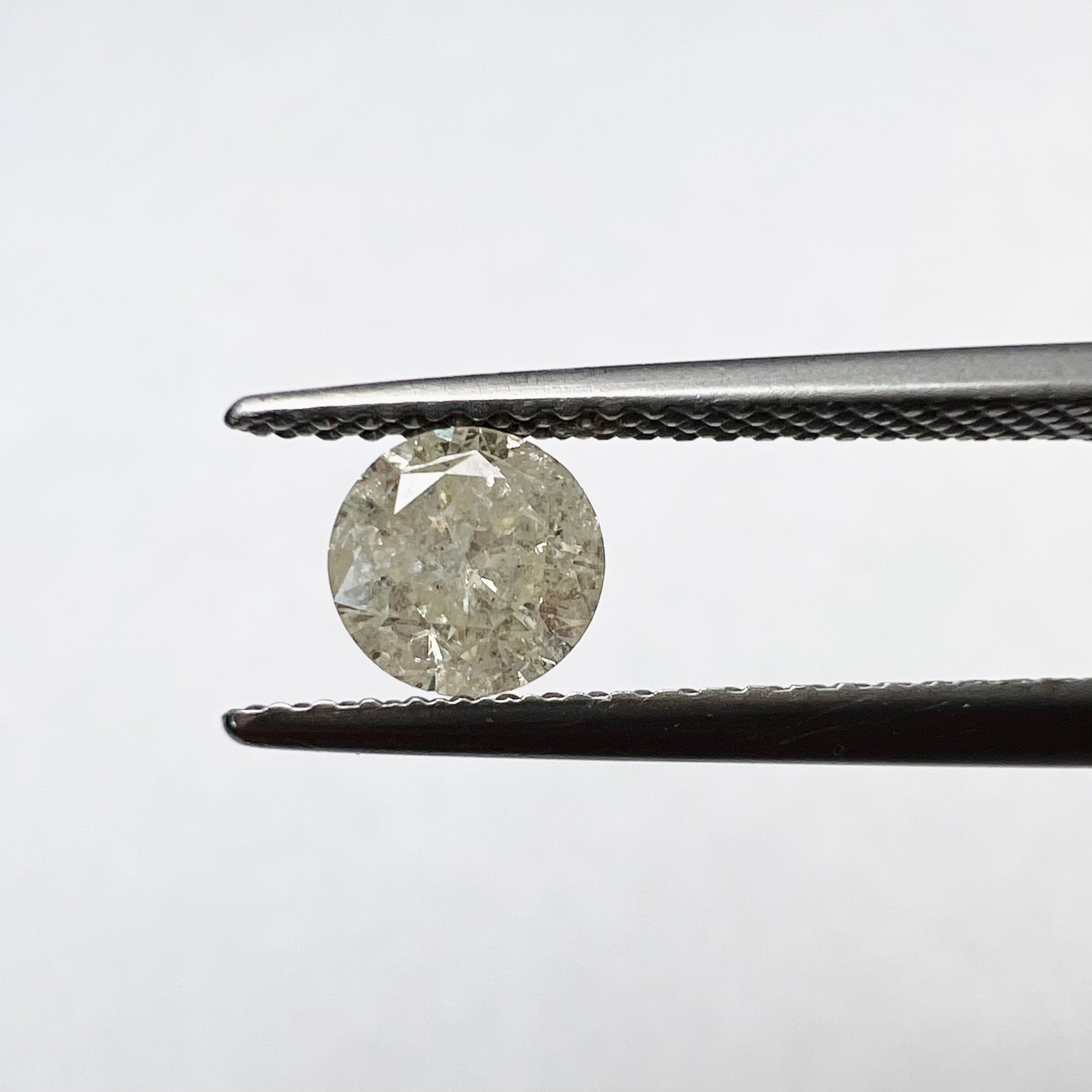 .64CT Brilliant Round Diamond N I1 5.33x3.45mm Natural Earth mined