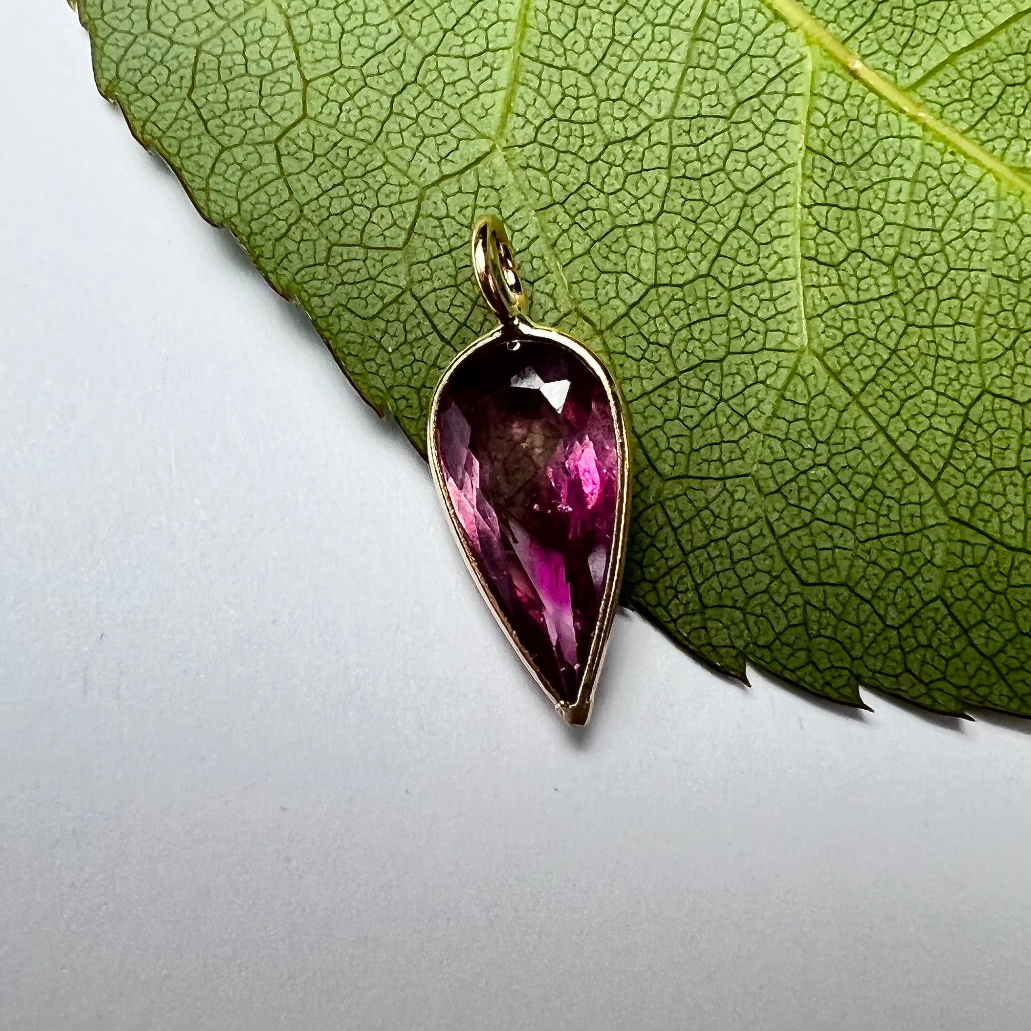 Natural Pink Pear Tourmaline14K Yellow Gold Pendant Charm 16x7mm