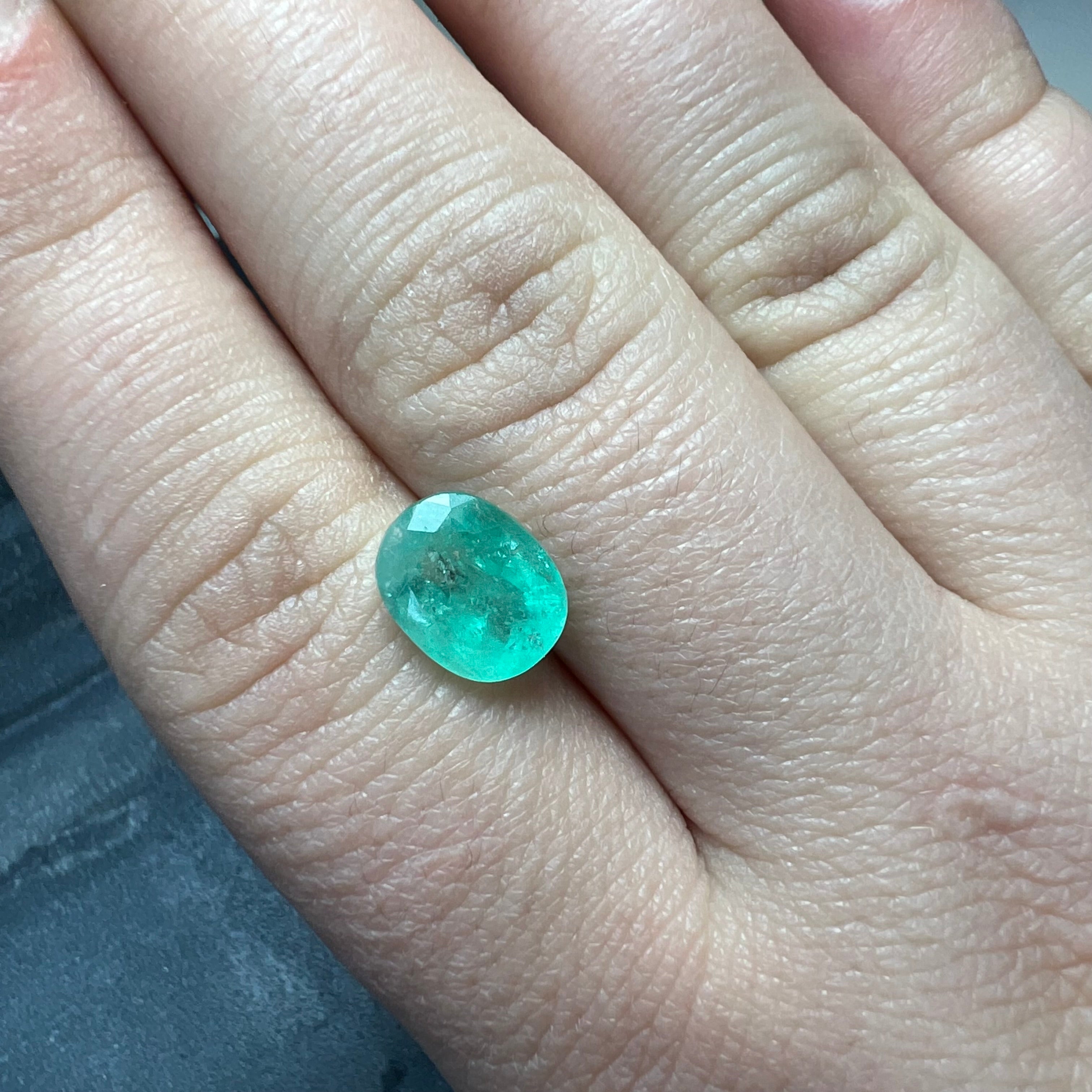 2.75CT Natural Colombian Emerald Loose Oval Shape 10x8mm