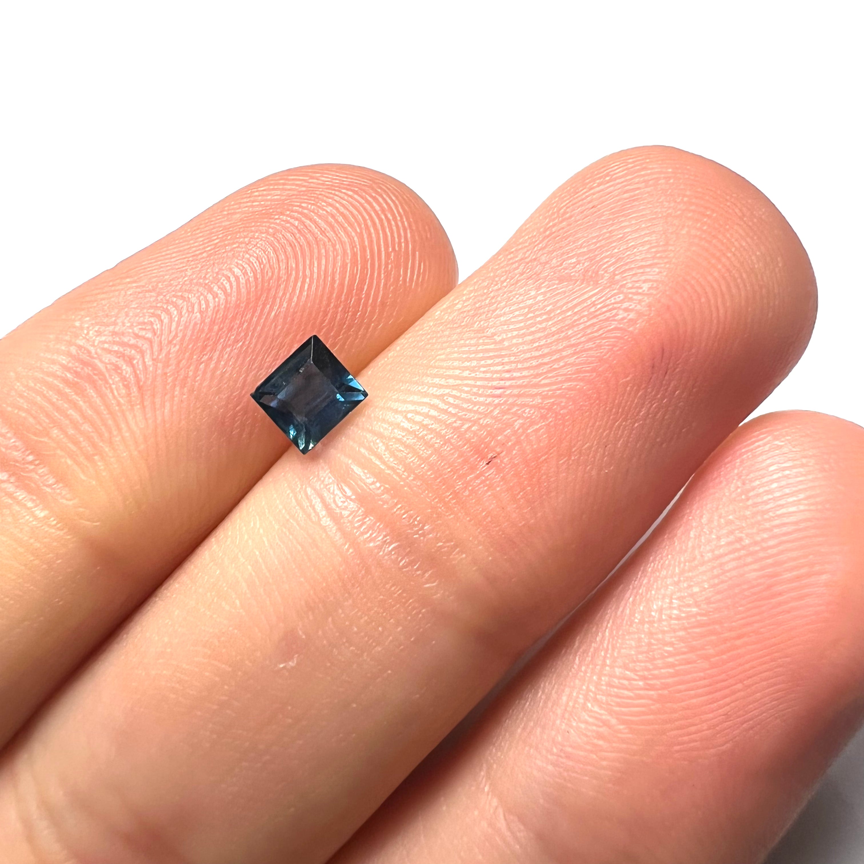 .61CT Loose Blue Sapphire 4x4.1x2.5mm mm Earth mined Gemstone