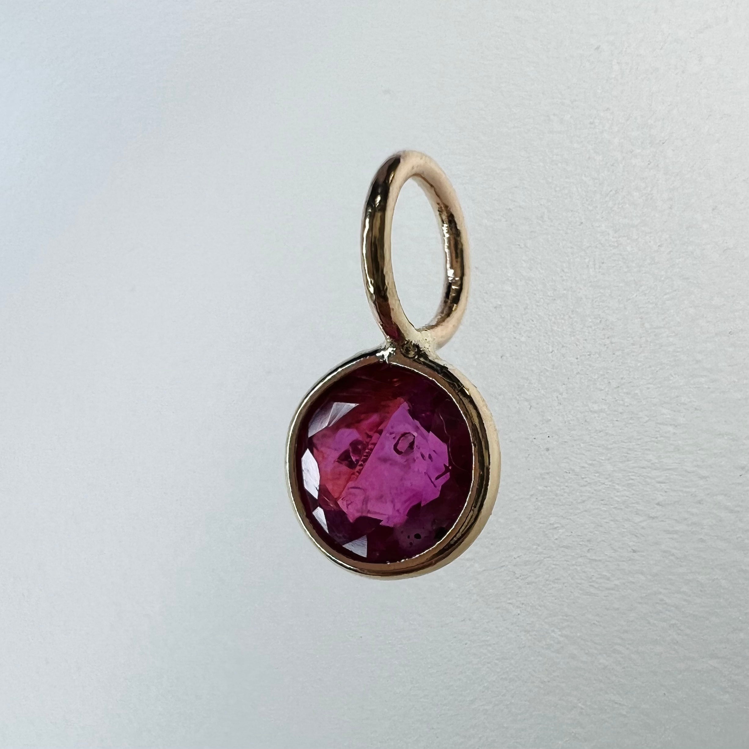 .51CT Natural Round Ruby 14K Yellow Gold Pendant Charm 9.5x5mm