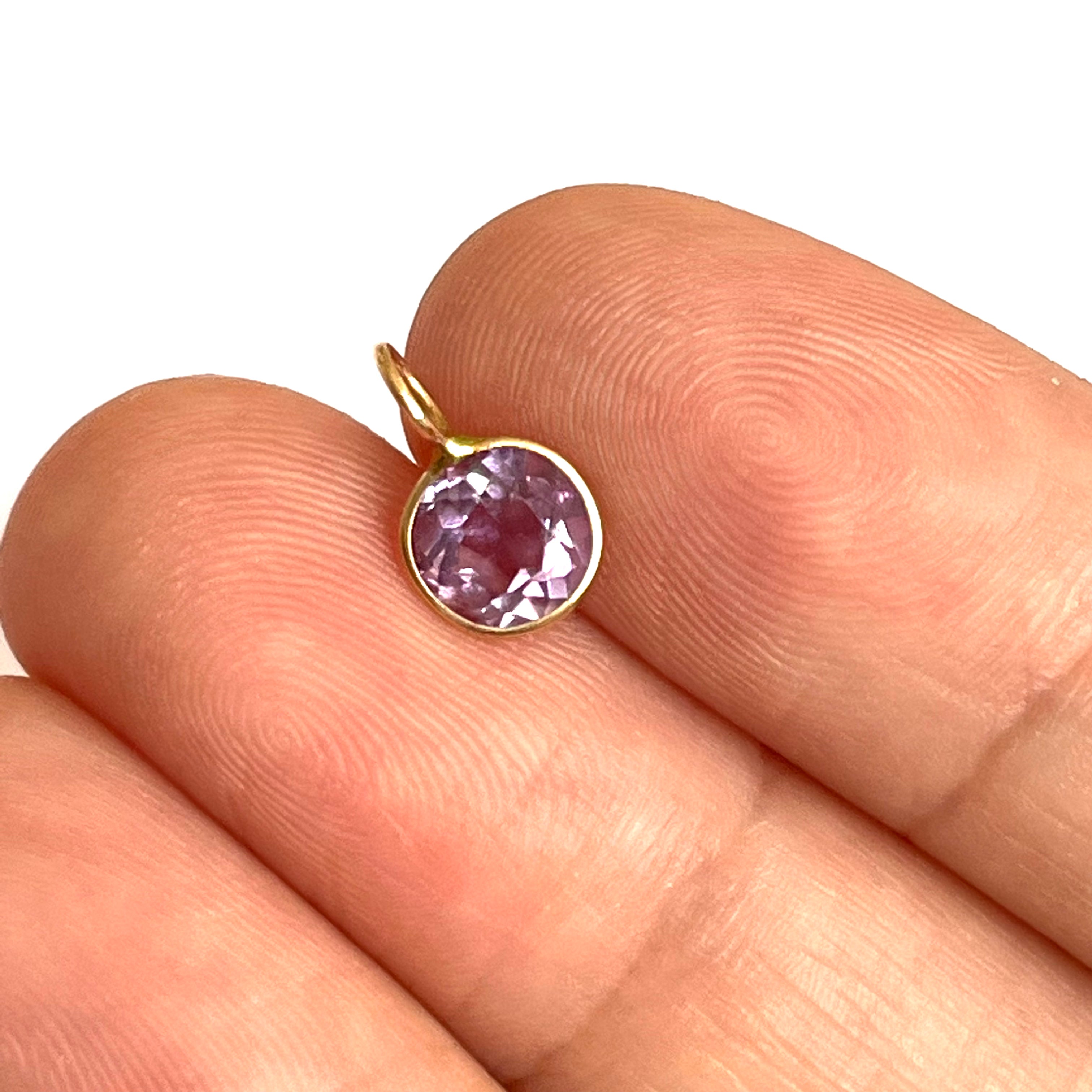 .72ct Natural Round Amethyst 14K Yellow Gold Pendant Charm 11x6mm