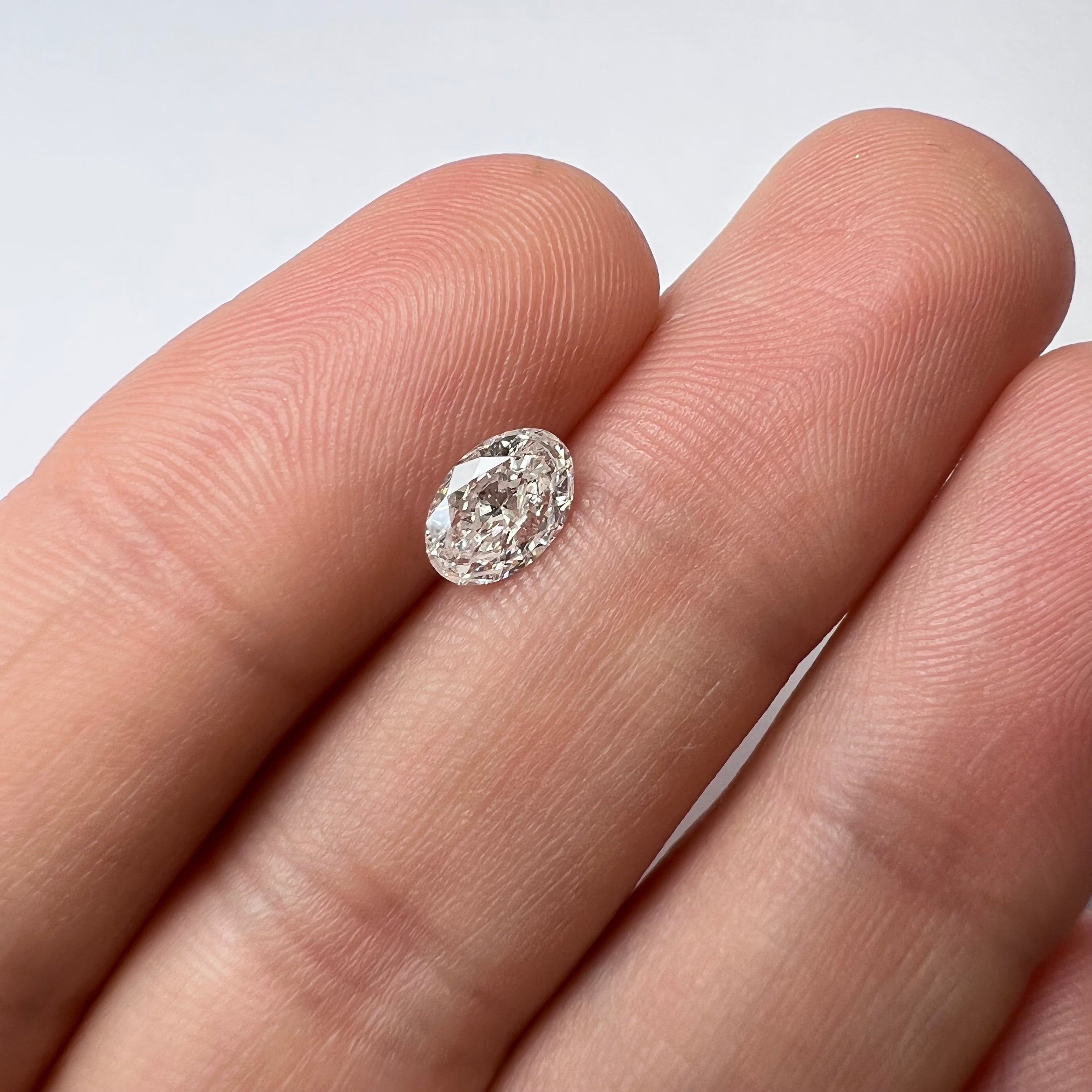 .68CT Oval Brilliant Diamond G SI2 7.37x5.13x2.78mm Natural Earth mine