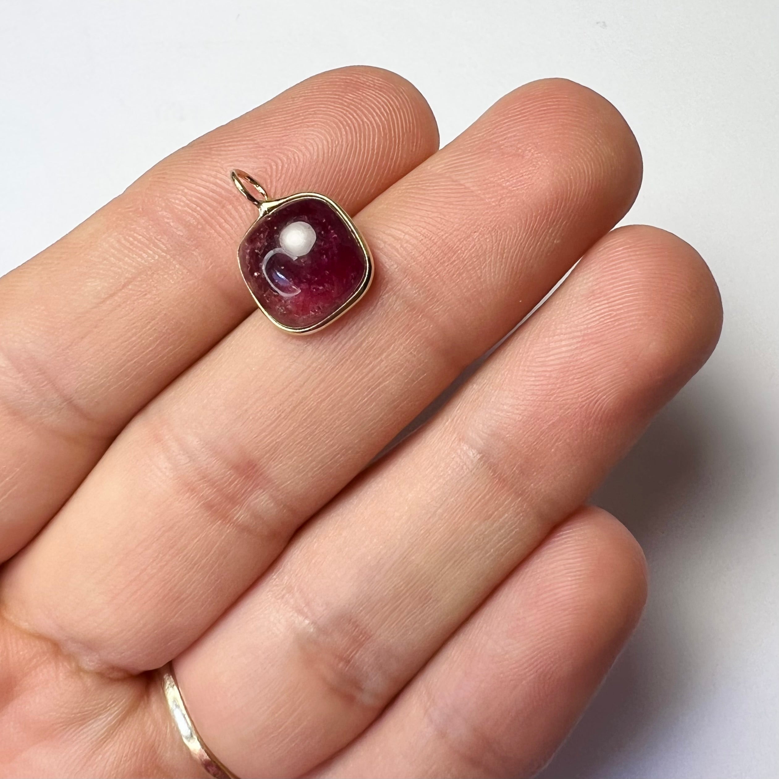Natural Cabochon Tourmaline 14K Yellow Gold Pendant Charm 15.5x11mm