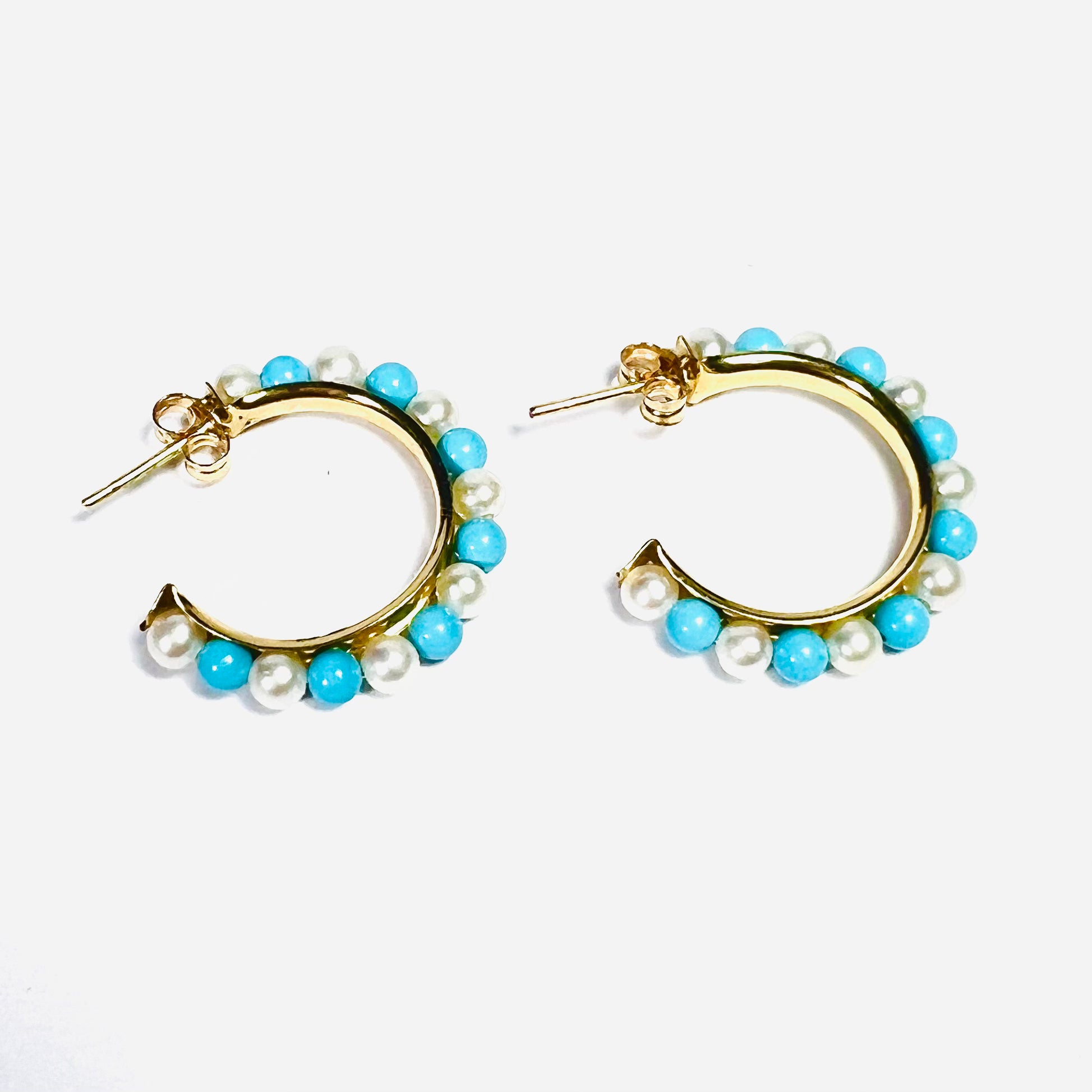 14K Yellow Gold Pearl & Turquoise Half Hoop Earring Studs .90"