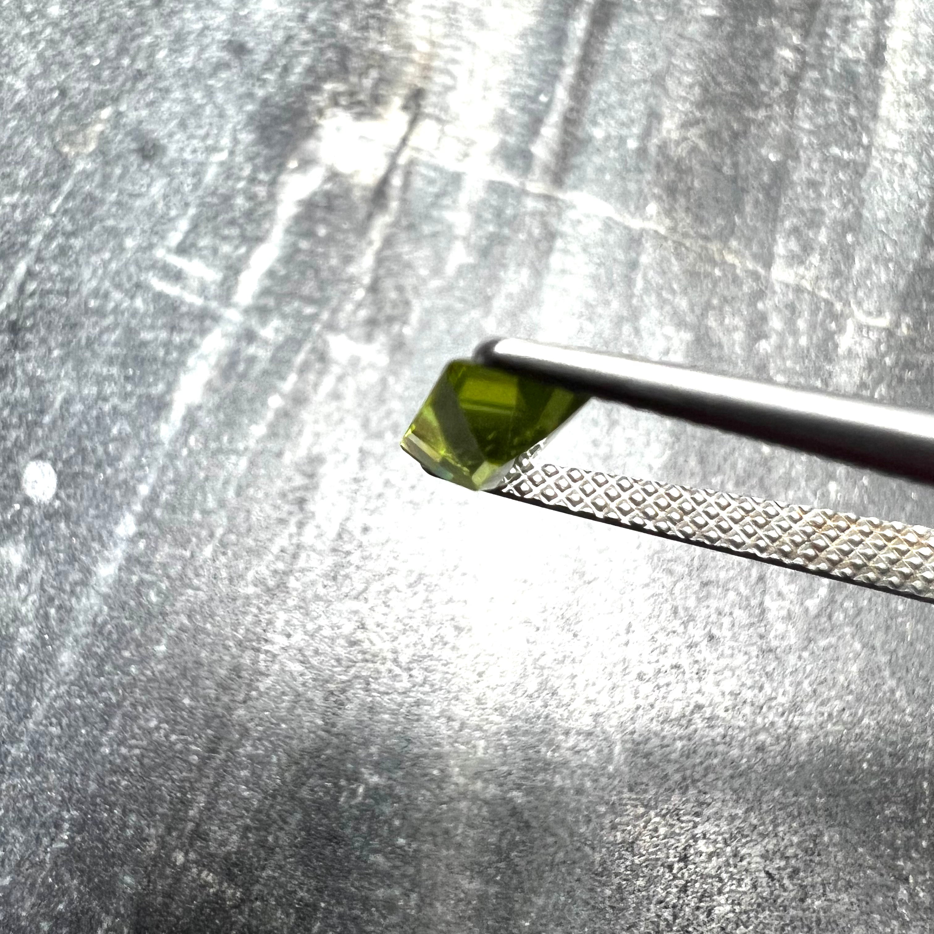 .62CT Loose Natural Peridot Baguette 6.09x4.18x2.62mm Earth mined Gemstone
