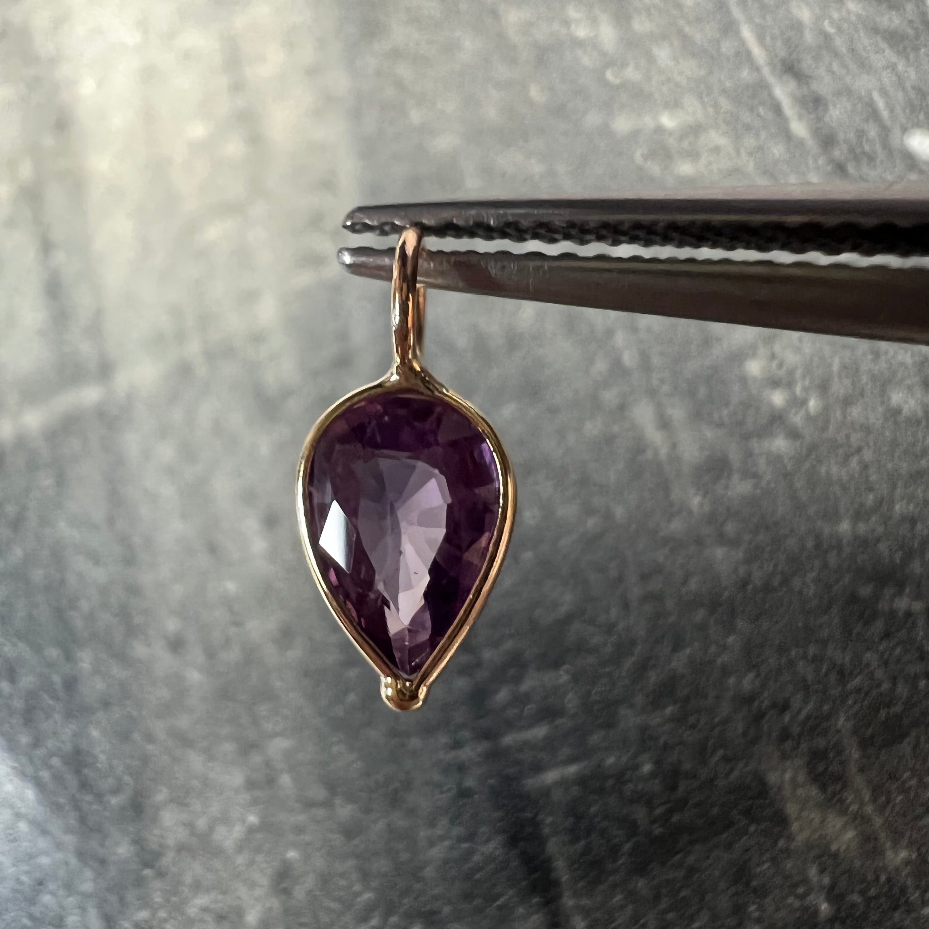 1C Natural Pink Pear Sapphire 14K Yellow Gold Pendant Charm 12x6mm