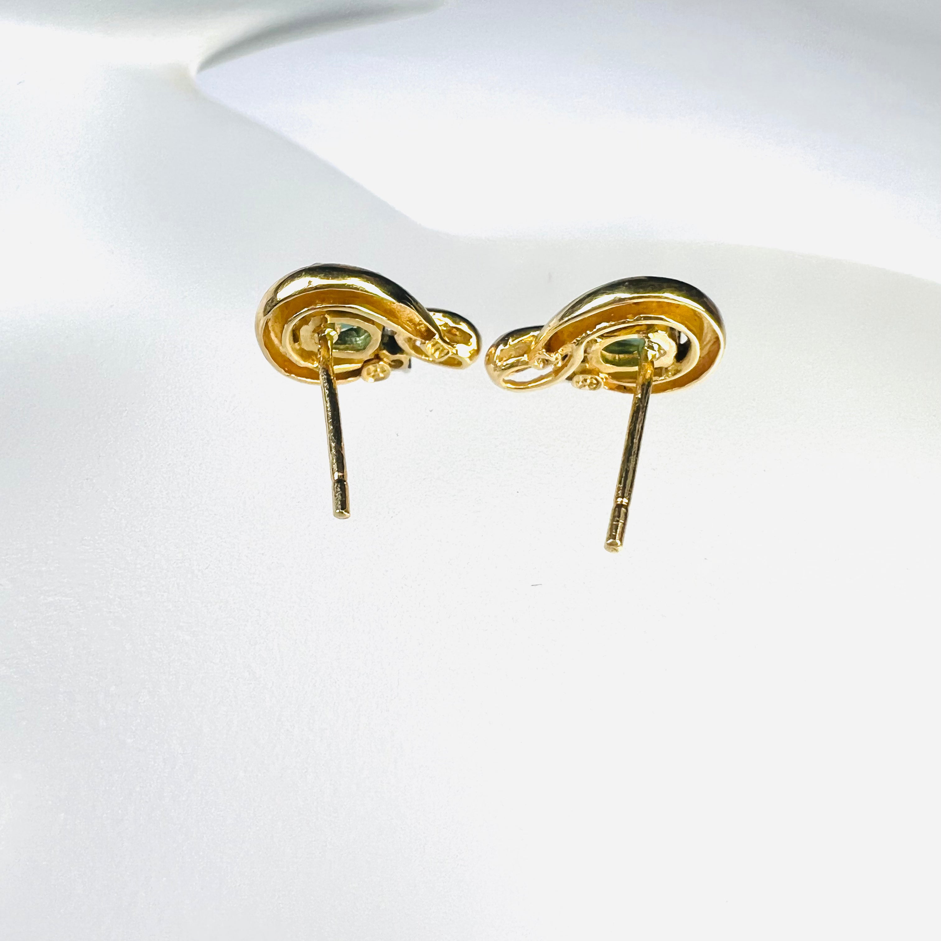 14K Yellow Gold Oval .45ct Emerald & .03ct Diamond Earring Pushback Studs 11x7mm