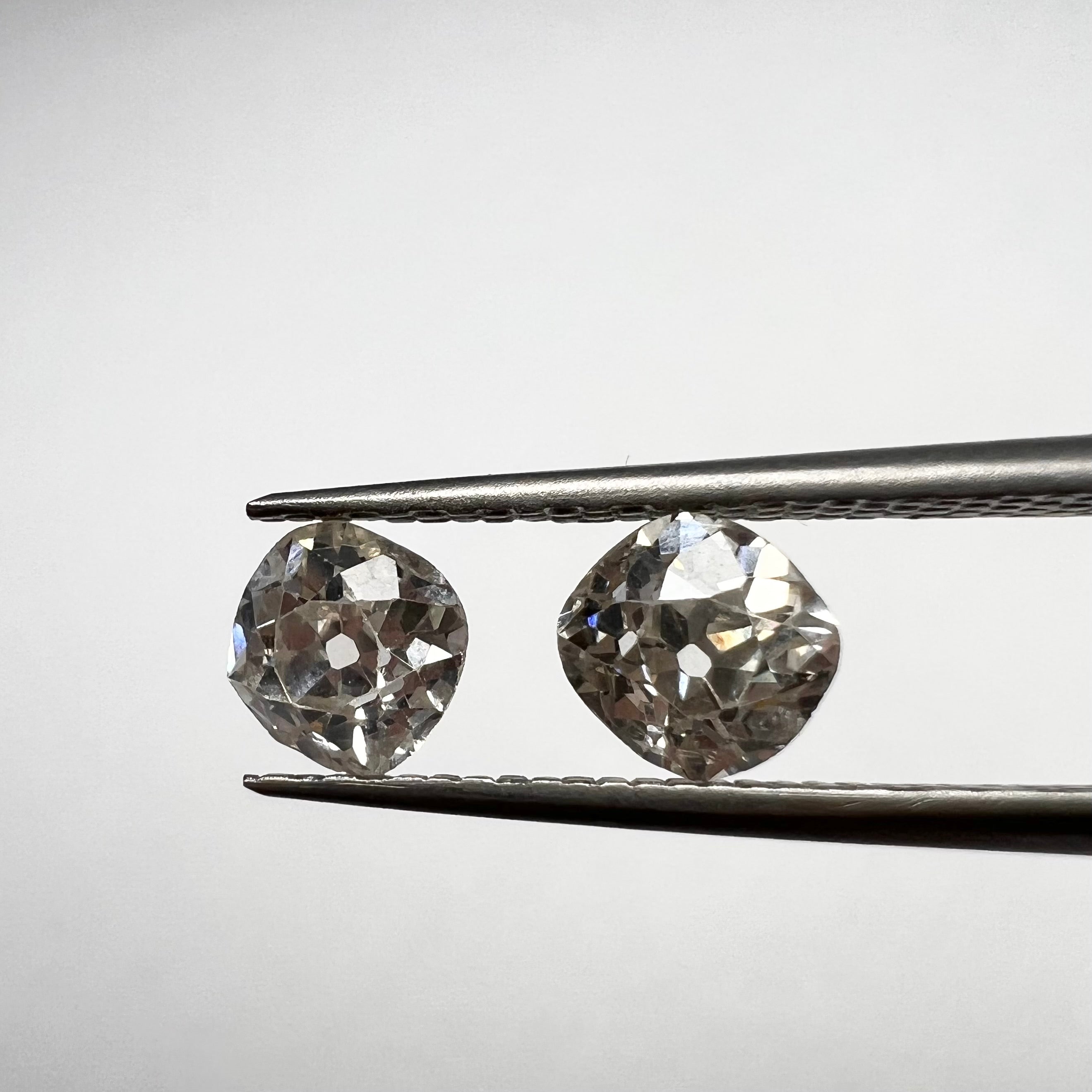 1.13CT Old Mine Diamond Pair L VS1 5mm Natural Earth mined