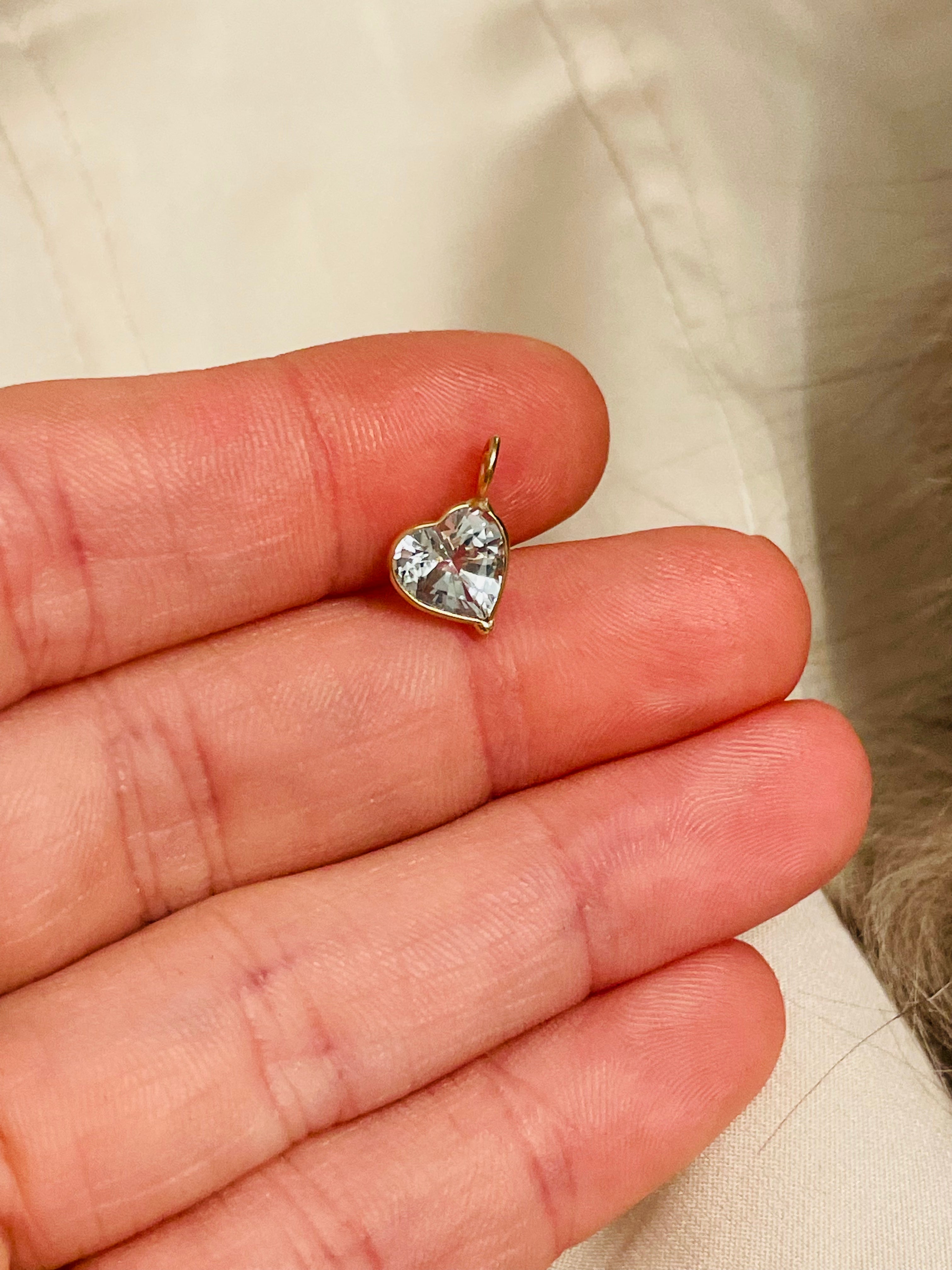 1.5CT Natural Blue Heart Topaz 14K Yellow Gold Pendant Charm 11x7mm